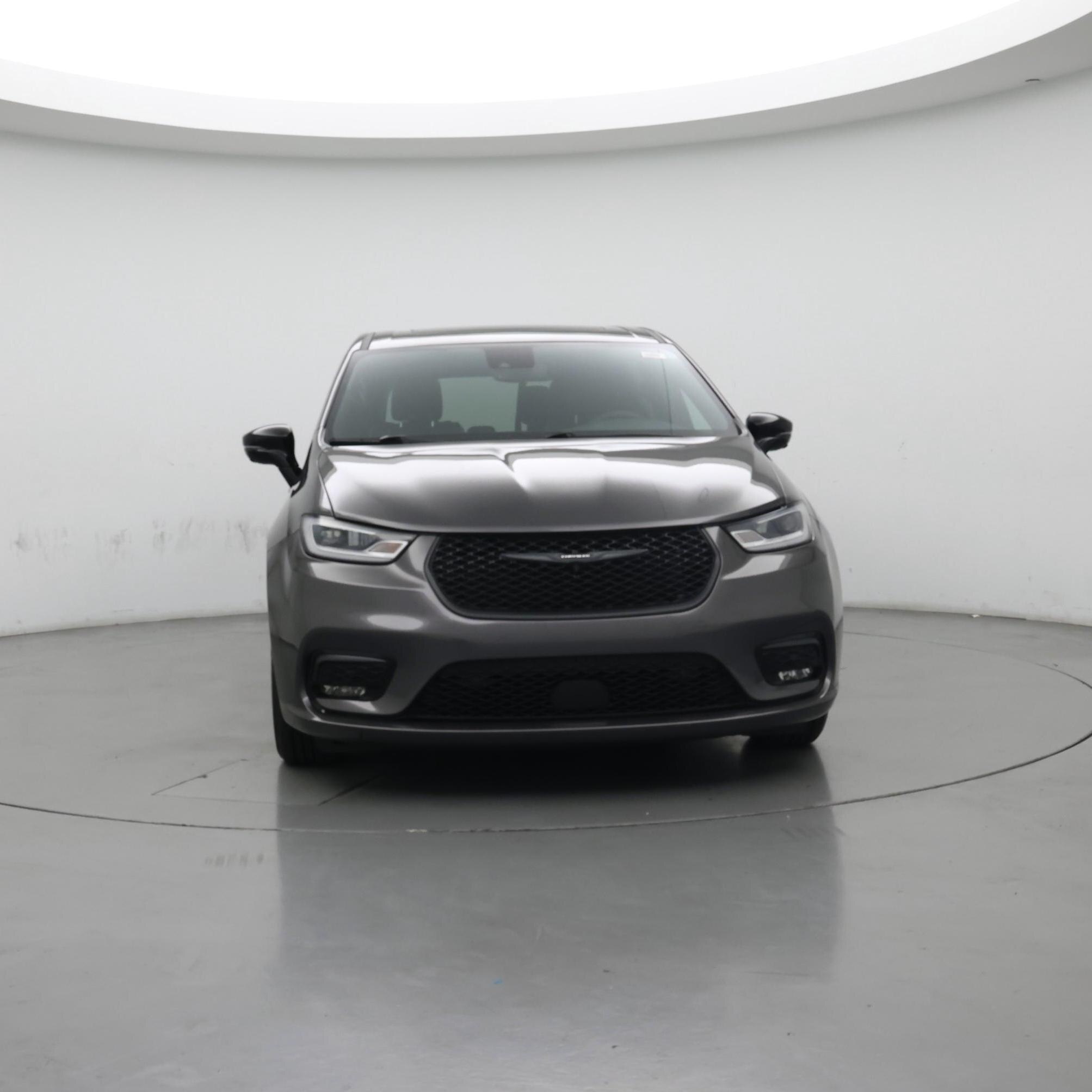 Thumbnail: 2023 Chrysler Pacifica - 5