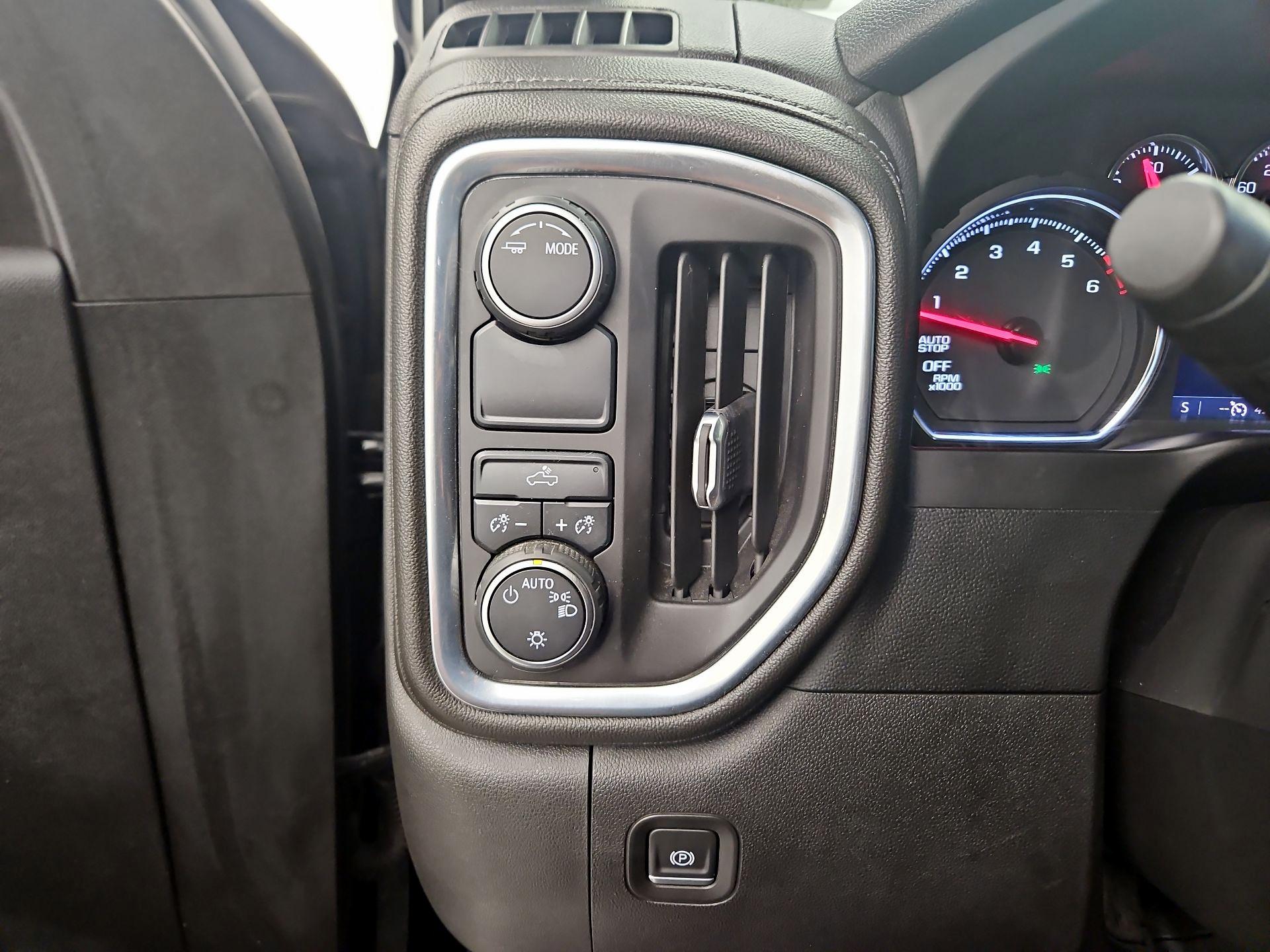 Thumbnail: 2022 Chevrolet Silverado 1500 - 13