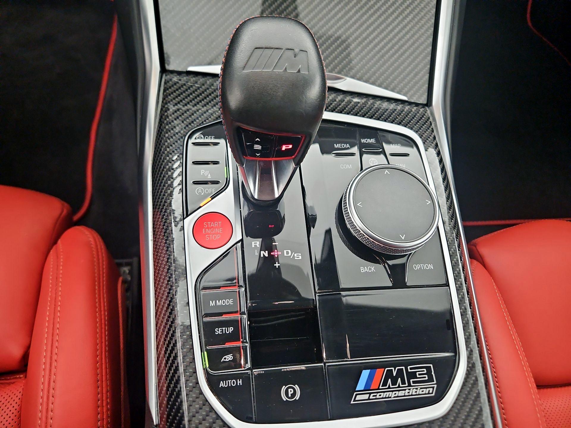 Thumbnail: 2022 BMW M3 - 18