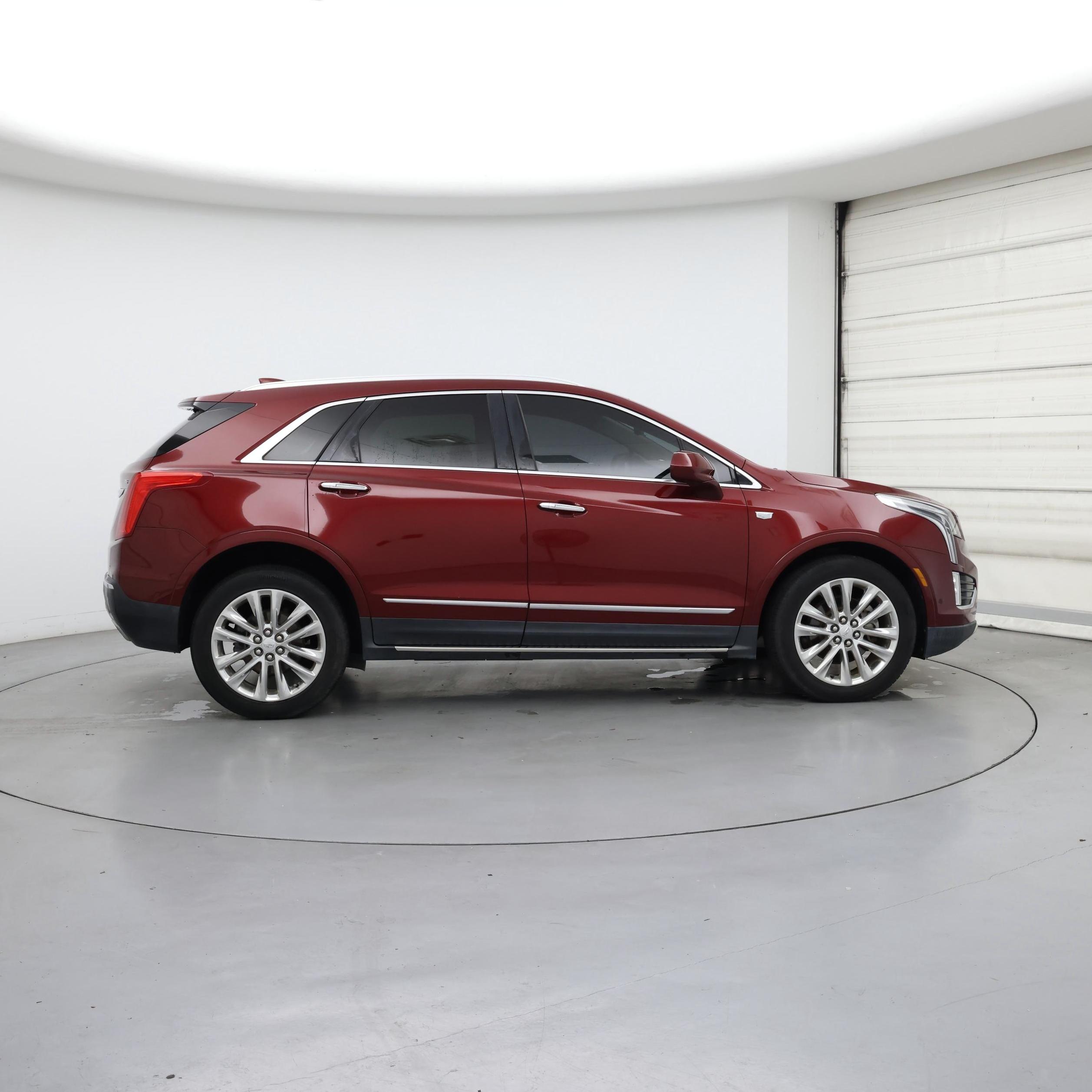 Thumbnail: 2017 Cadillac XT5 - 7
