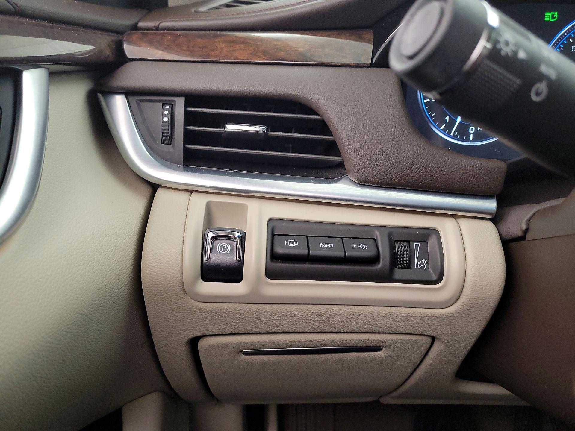 Thumbnail: 2014 Cadillac XTS - 13