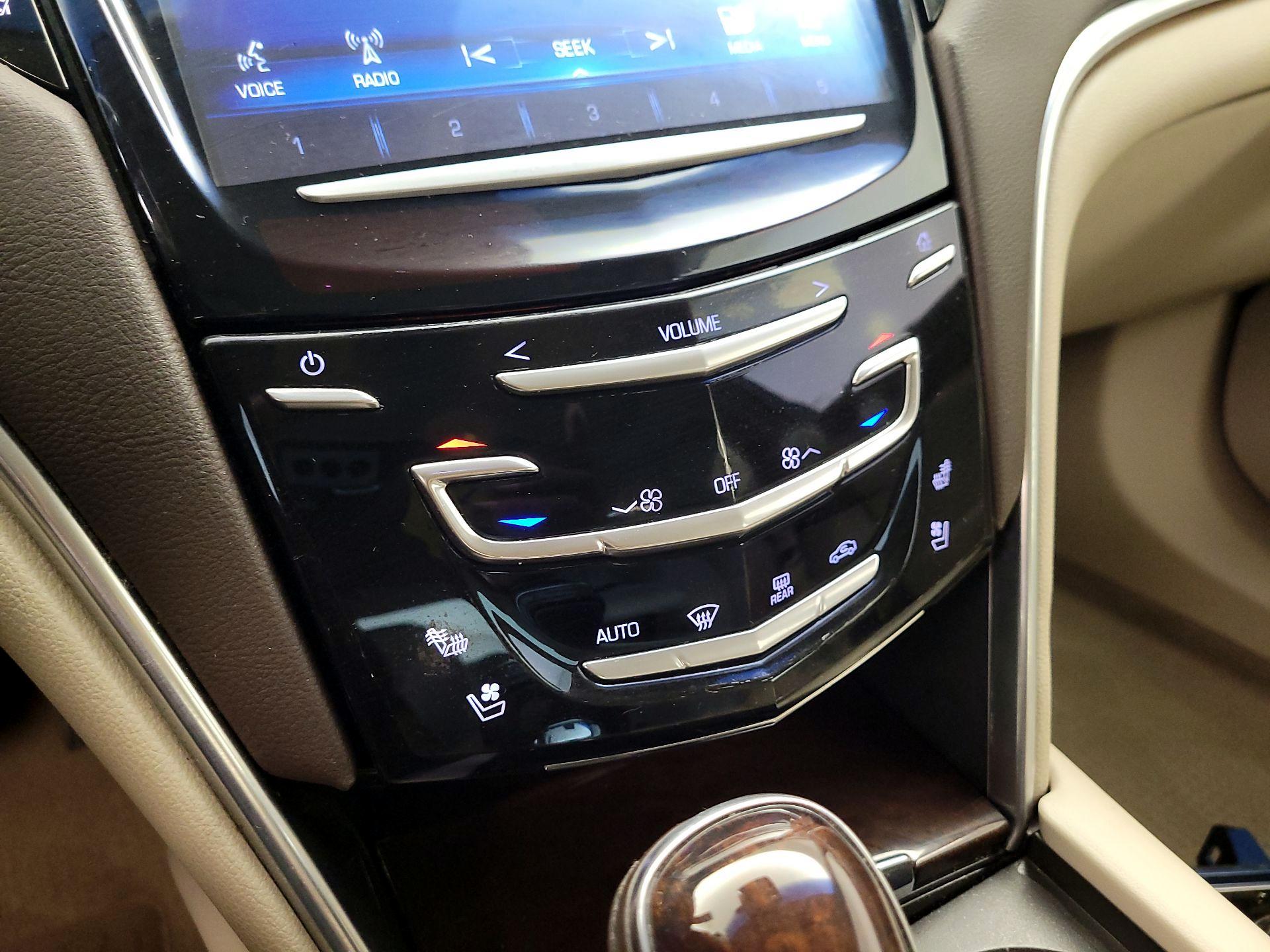 Thumbnail: 2014 Cadillac XTS - 16