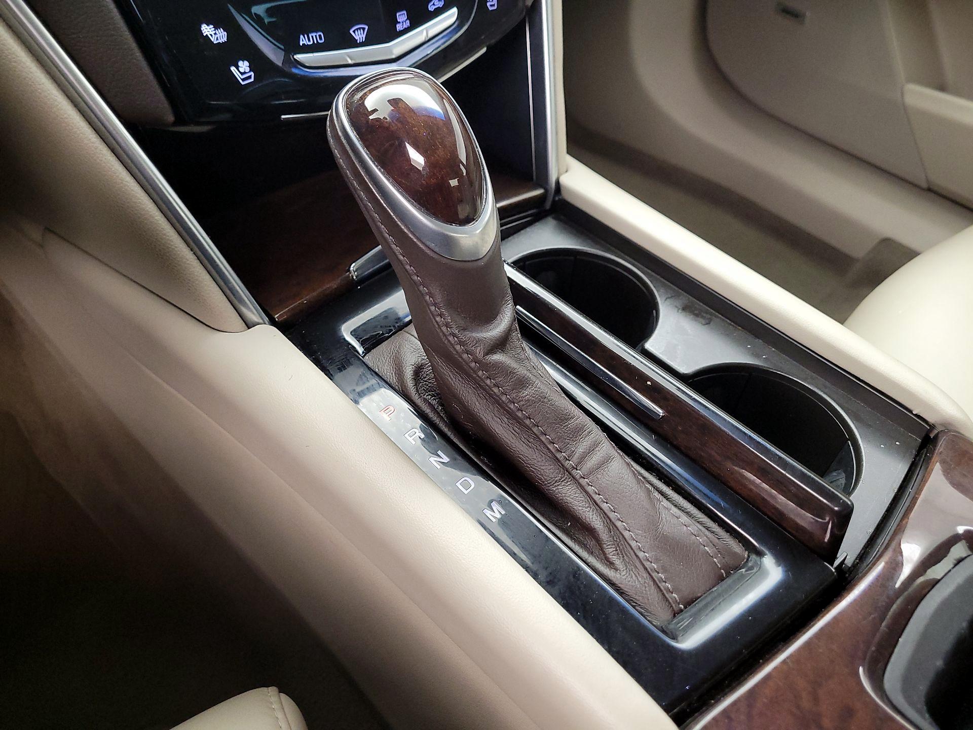 Thumbnail: 2014 Cadillac XTS - 17