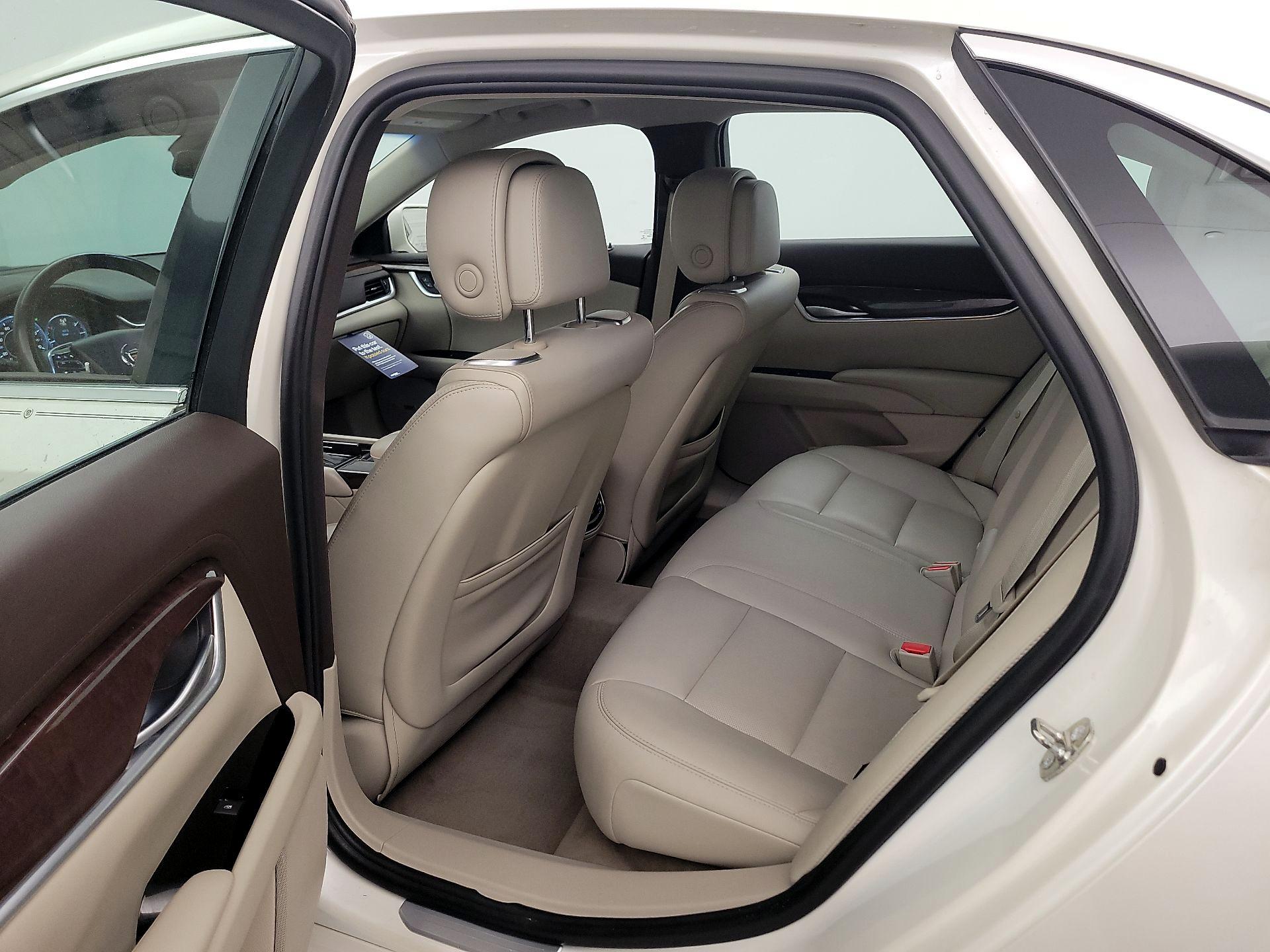Thumbnail: 2014 Cadillac XTS - 18