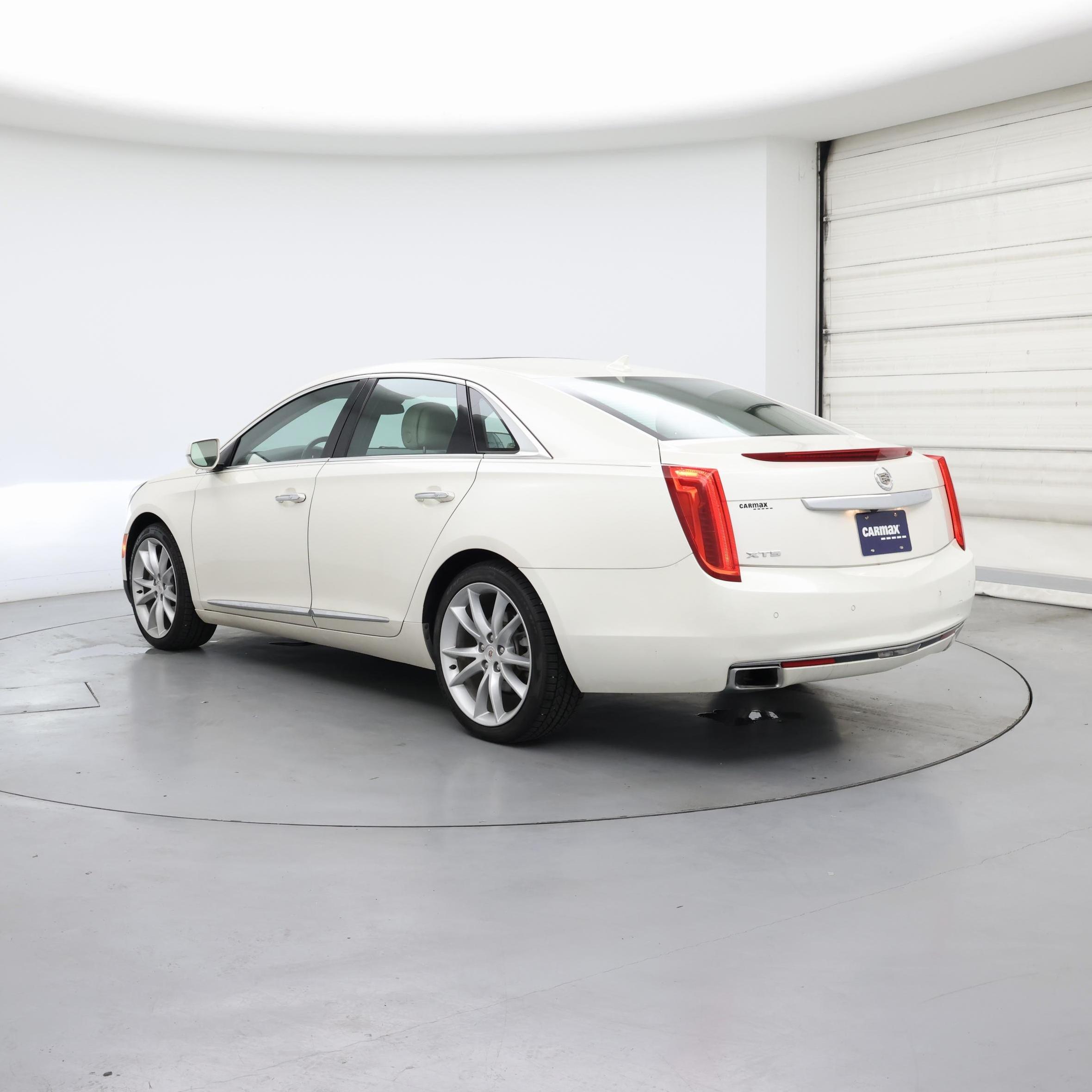 Thumbnail: 2014 Cadillac XTS - 2