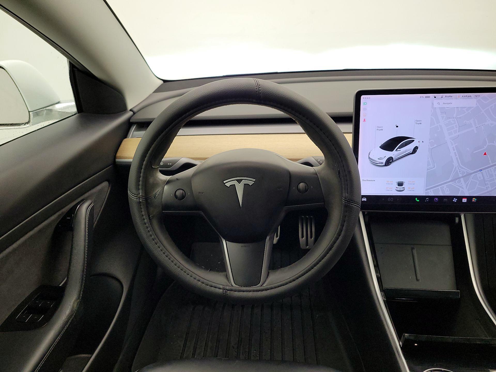 Thumbnail: 2020 Tesla Model 3 - 10