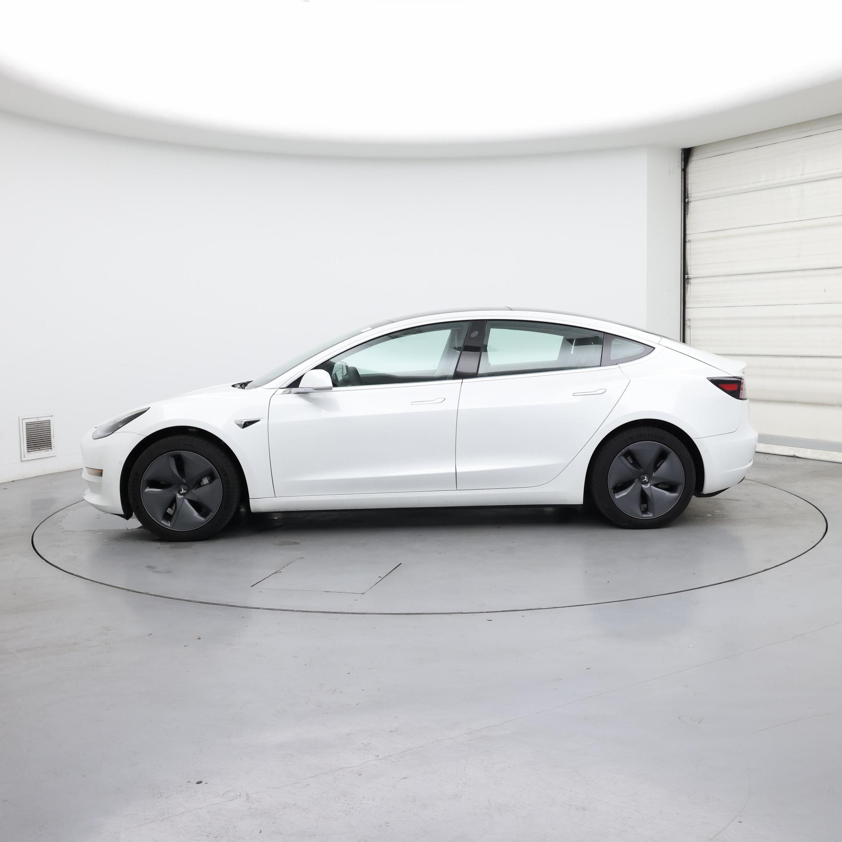 Thumbnail: 2020 Tesla Model 3 - 3