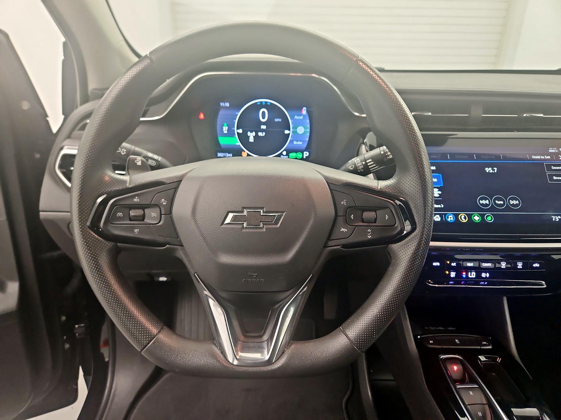 Thumbnail: 2023 Chevrolet Bolt EUV - 10