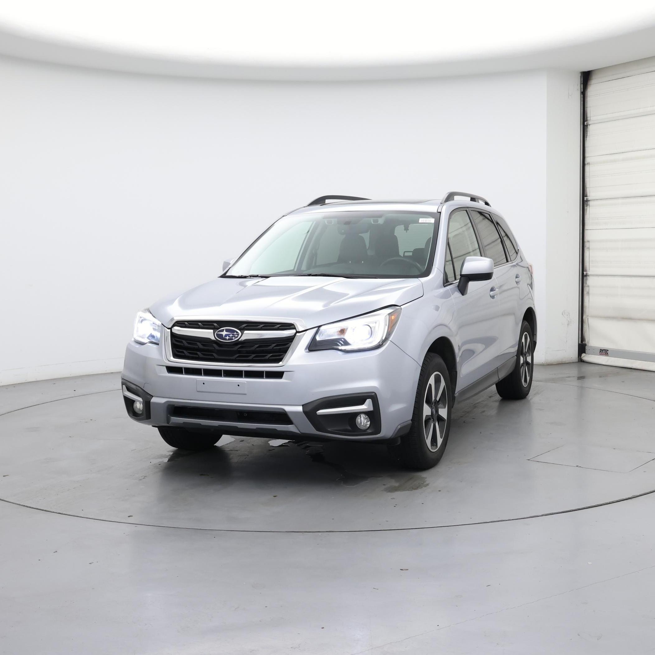 Thumbnail: 2017 Subaru Forester - 4