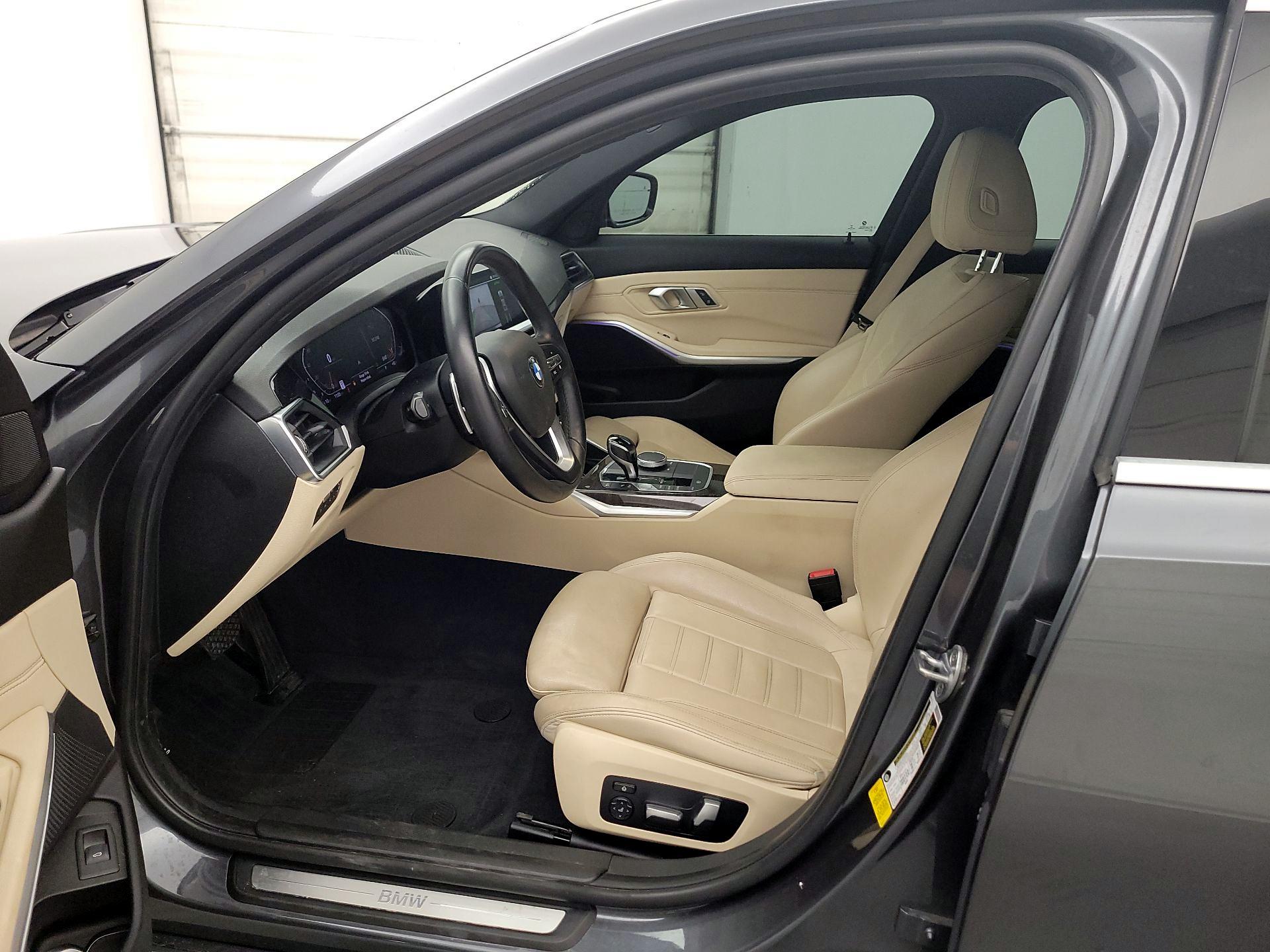 Thumbnail: 2019 BMW 3 Series - 11