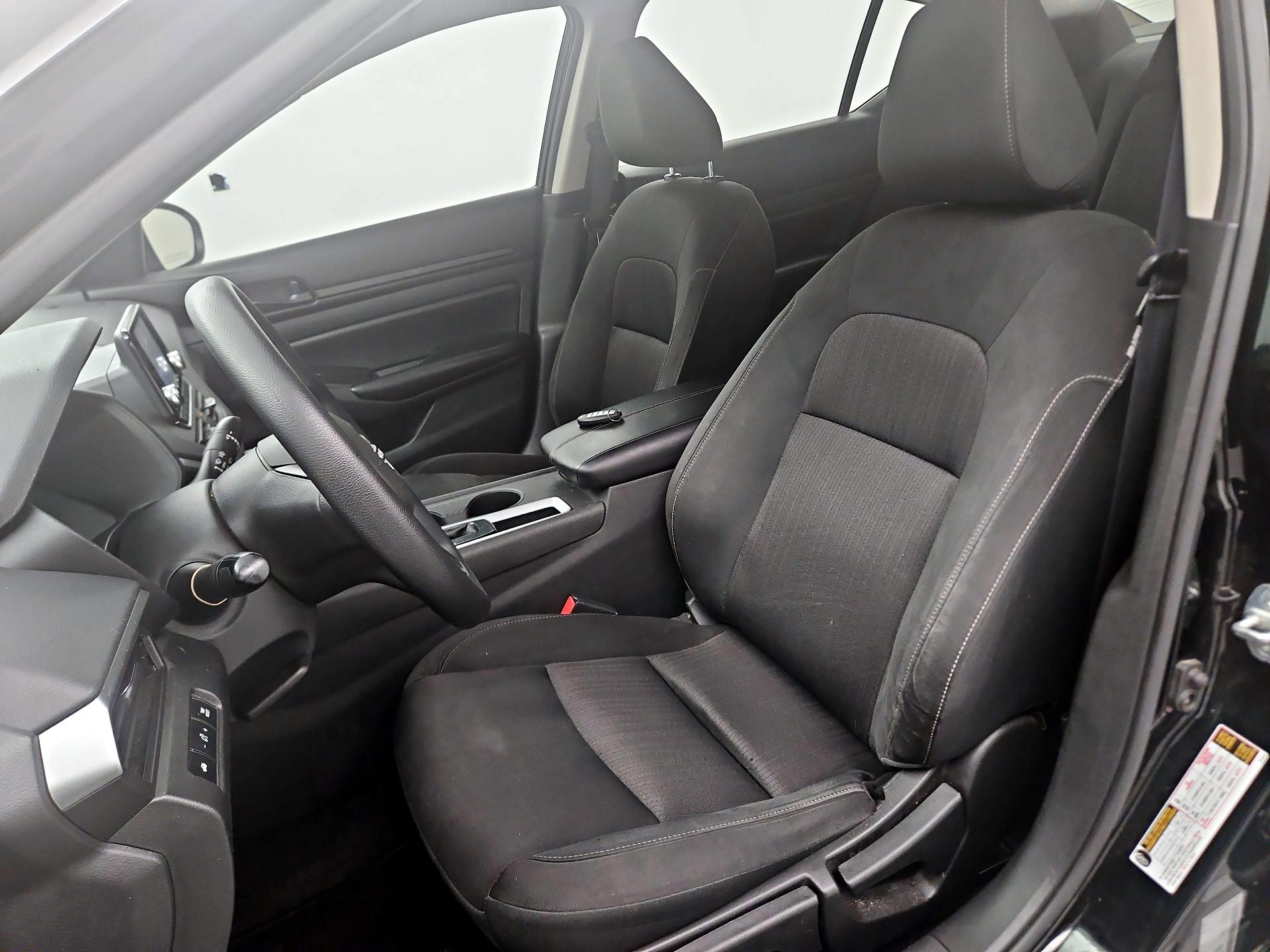 Thumbnail: 2024 Nissan Altima - 11