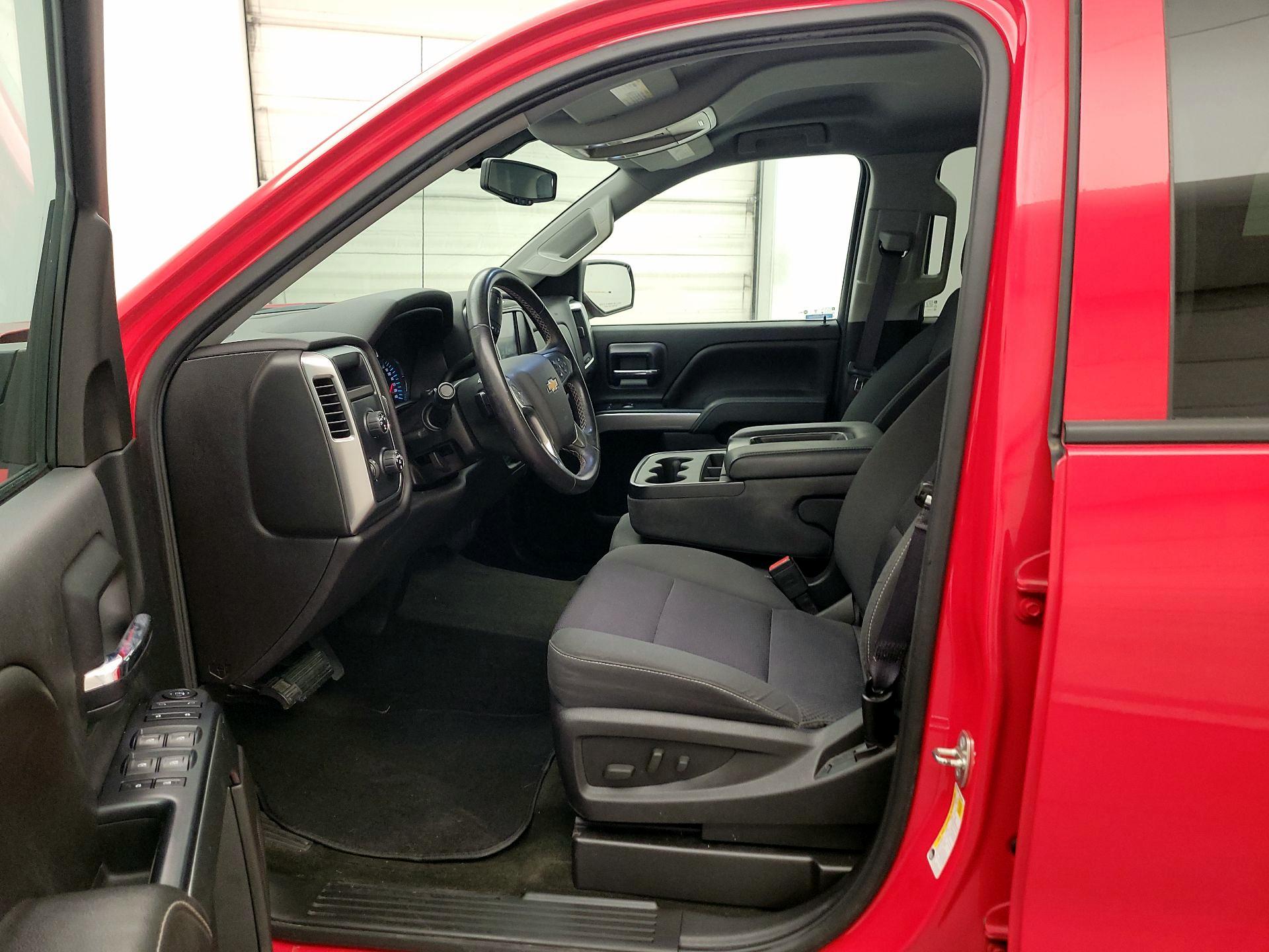 Thumbnail: 2016 Chevrolet Silverado 1500 - 11