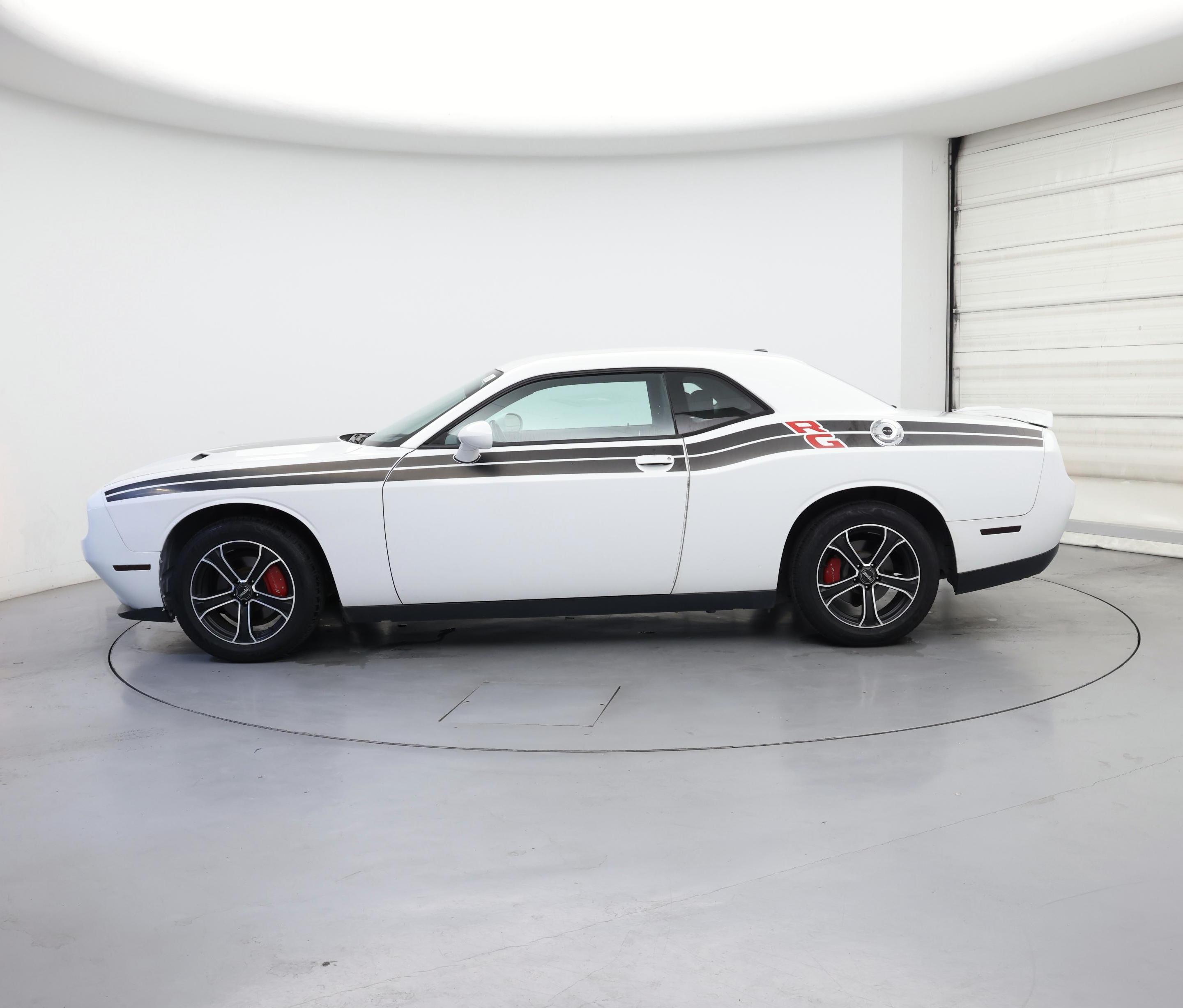 Thumbnail: 2019 Dodge Challenger - 3