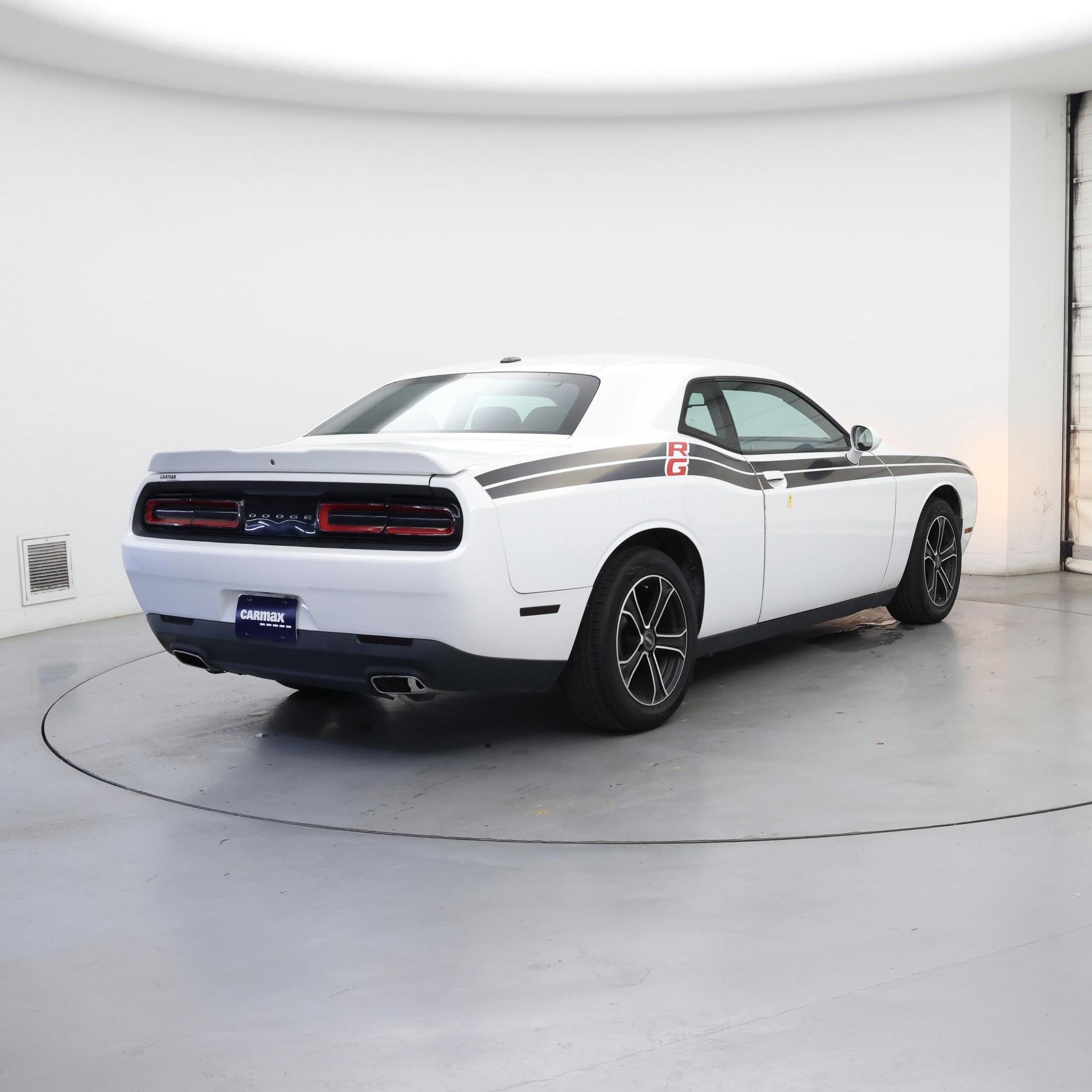 Thumbnail: 2019 Dodge Challenger - 8