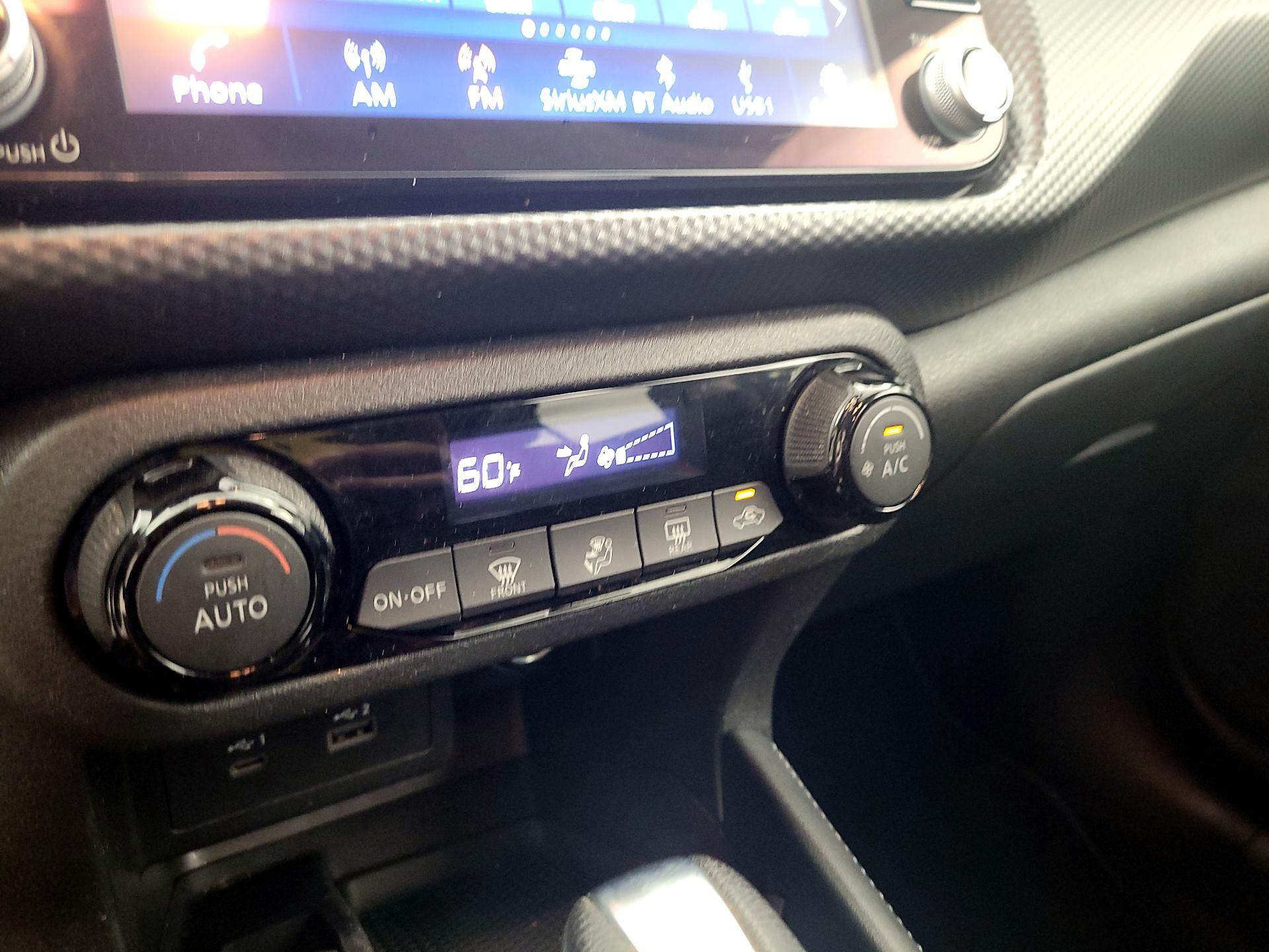 Thumbnail: 2021 Nissan Kicks - 14