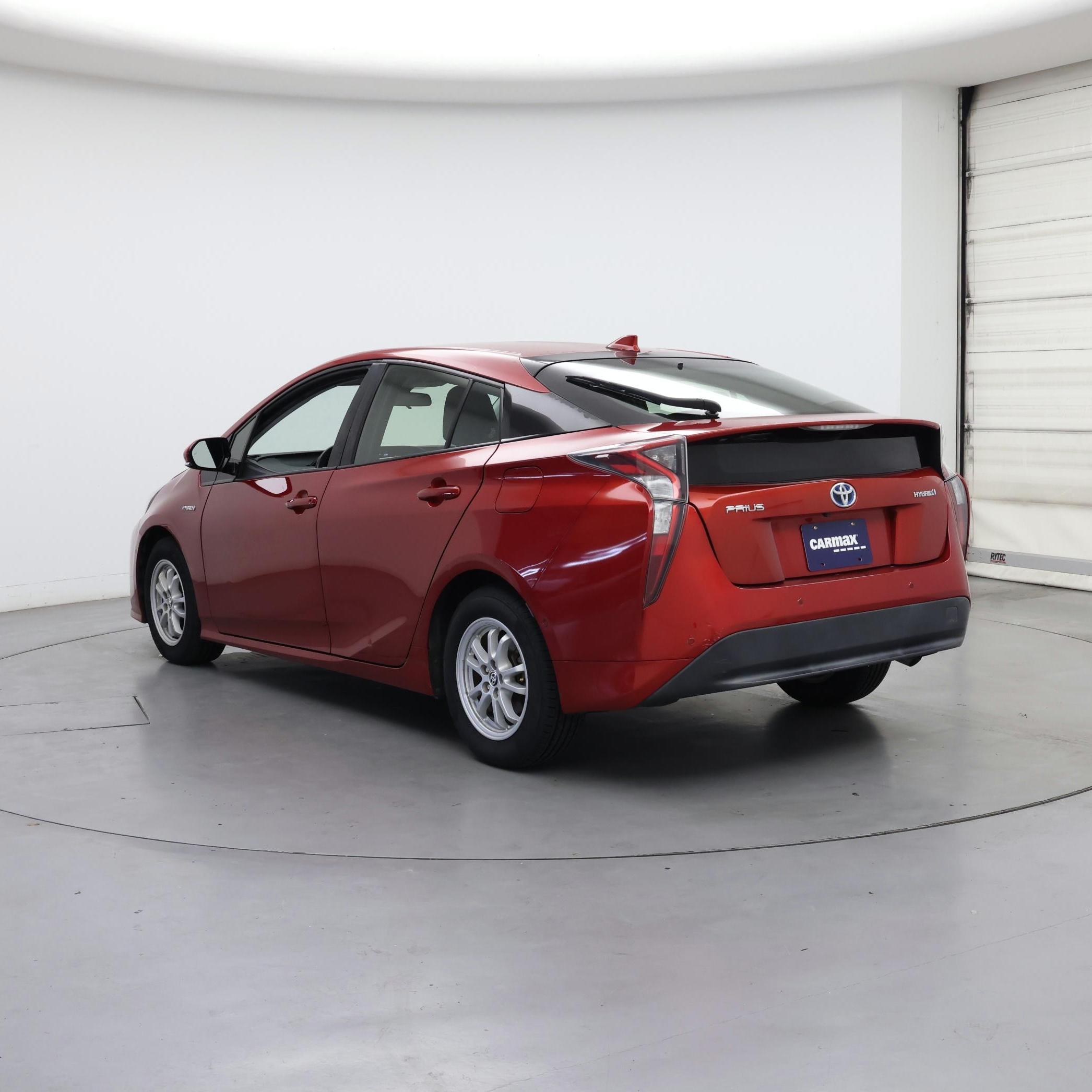 Thumbnail: 2018 Toyota Prius - 2