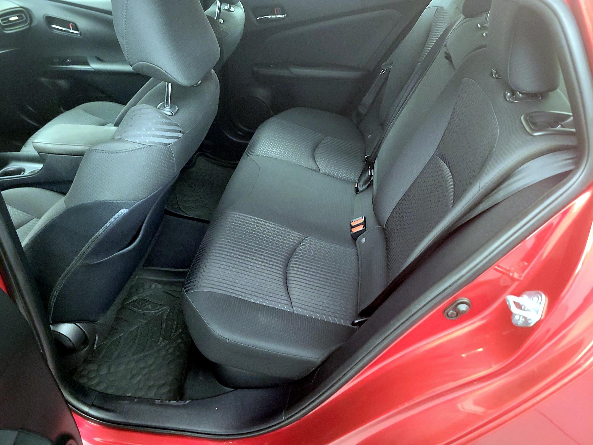 Thumbnail: 2018 Toyota Prius - 19