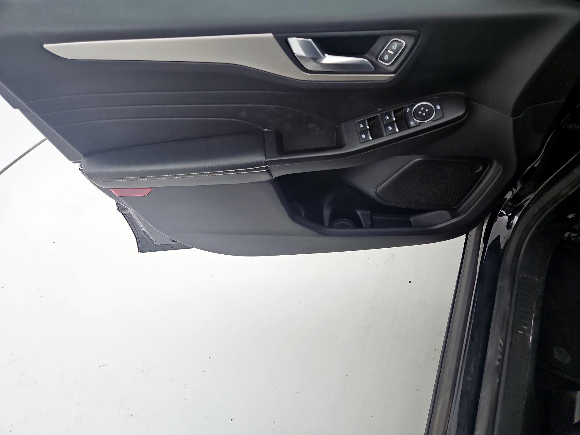 Thumbnail: 2021 Ford Escape - 12