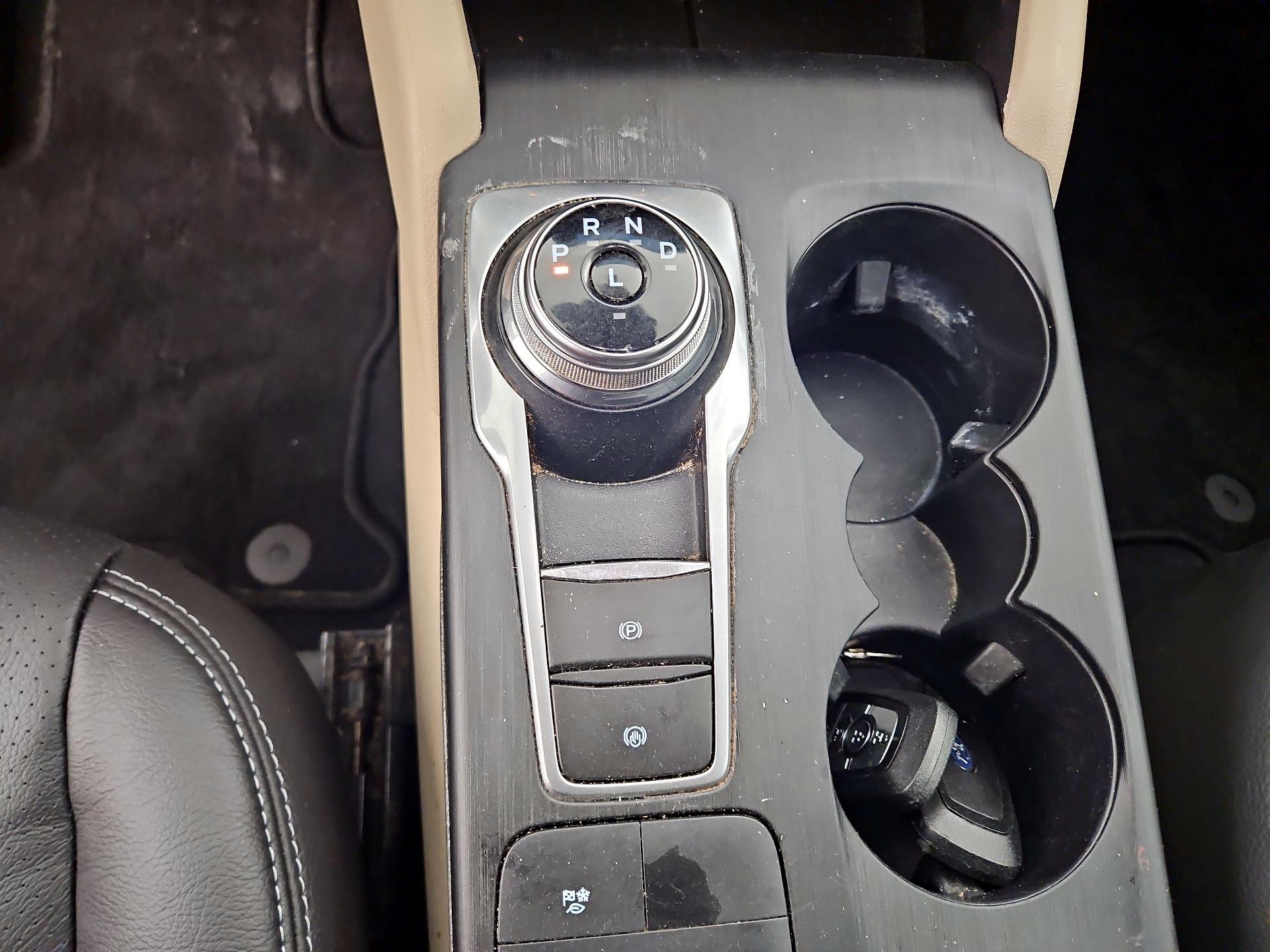 Thumbnail: 2021 Ford Escape - 18