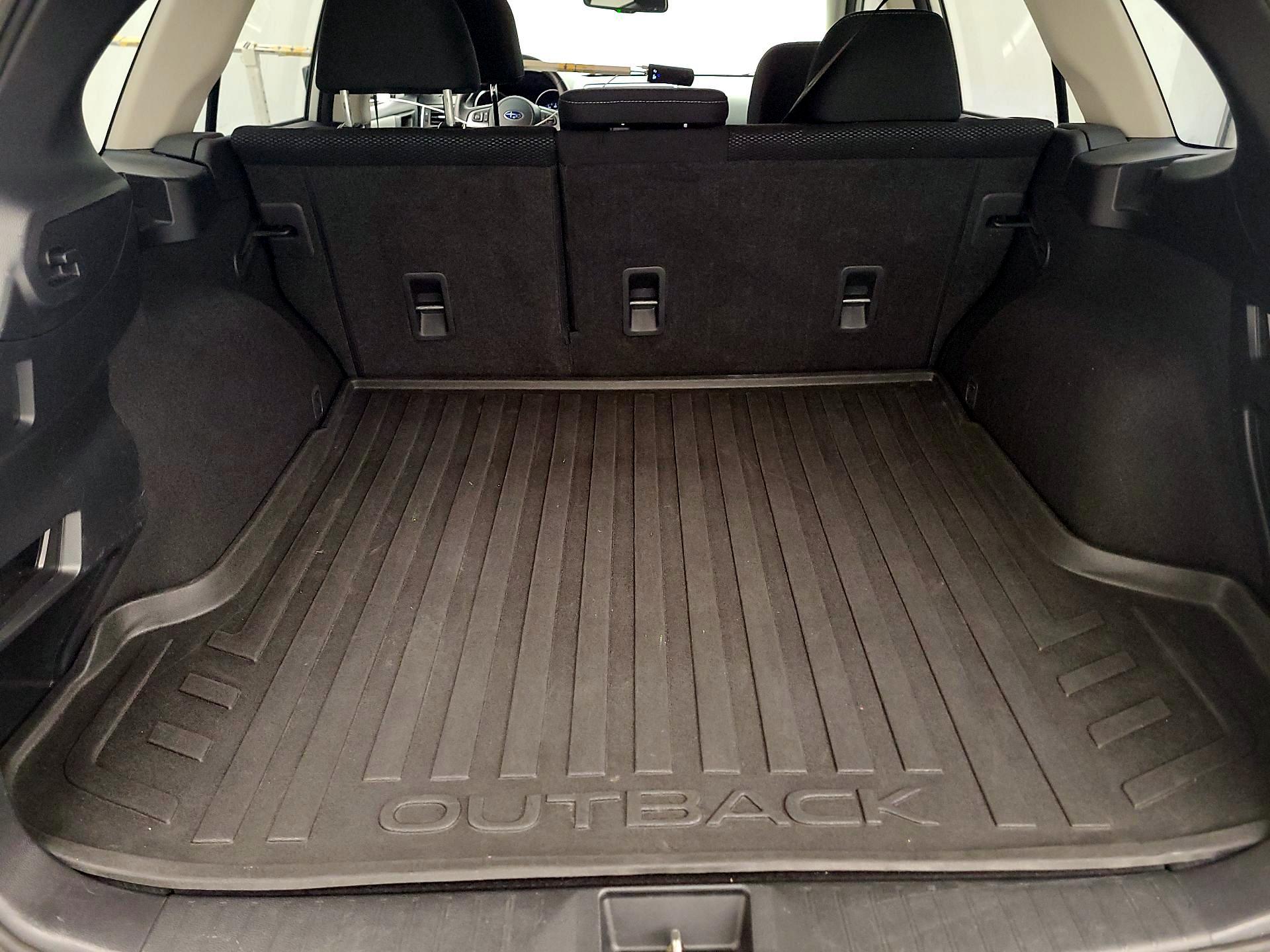 Thumbnail: 2015 Subaru Outback - 16