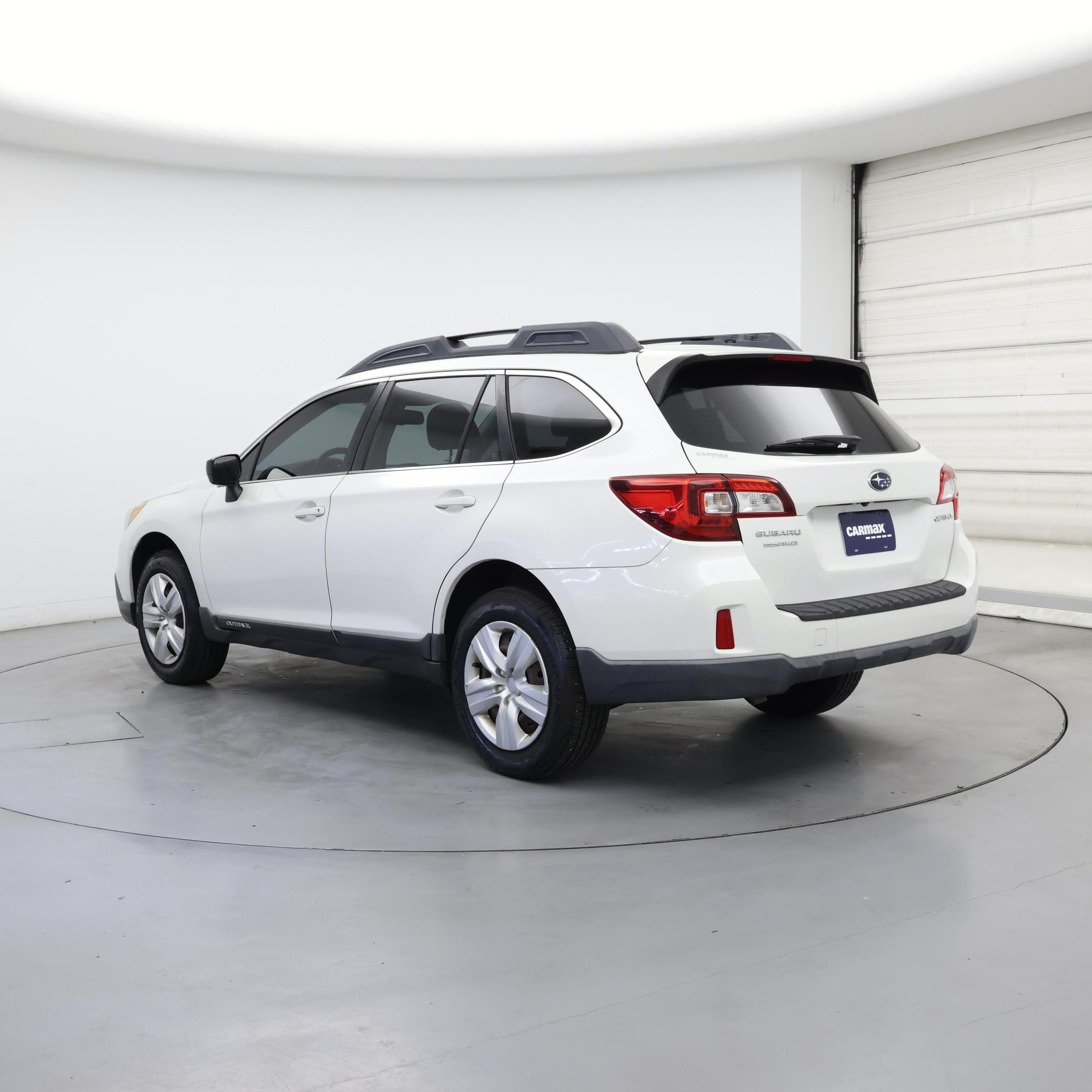 Thumbnail: 2015 Subaru Outback - 2