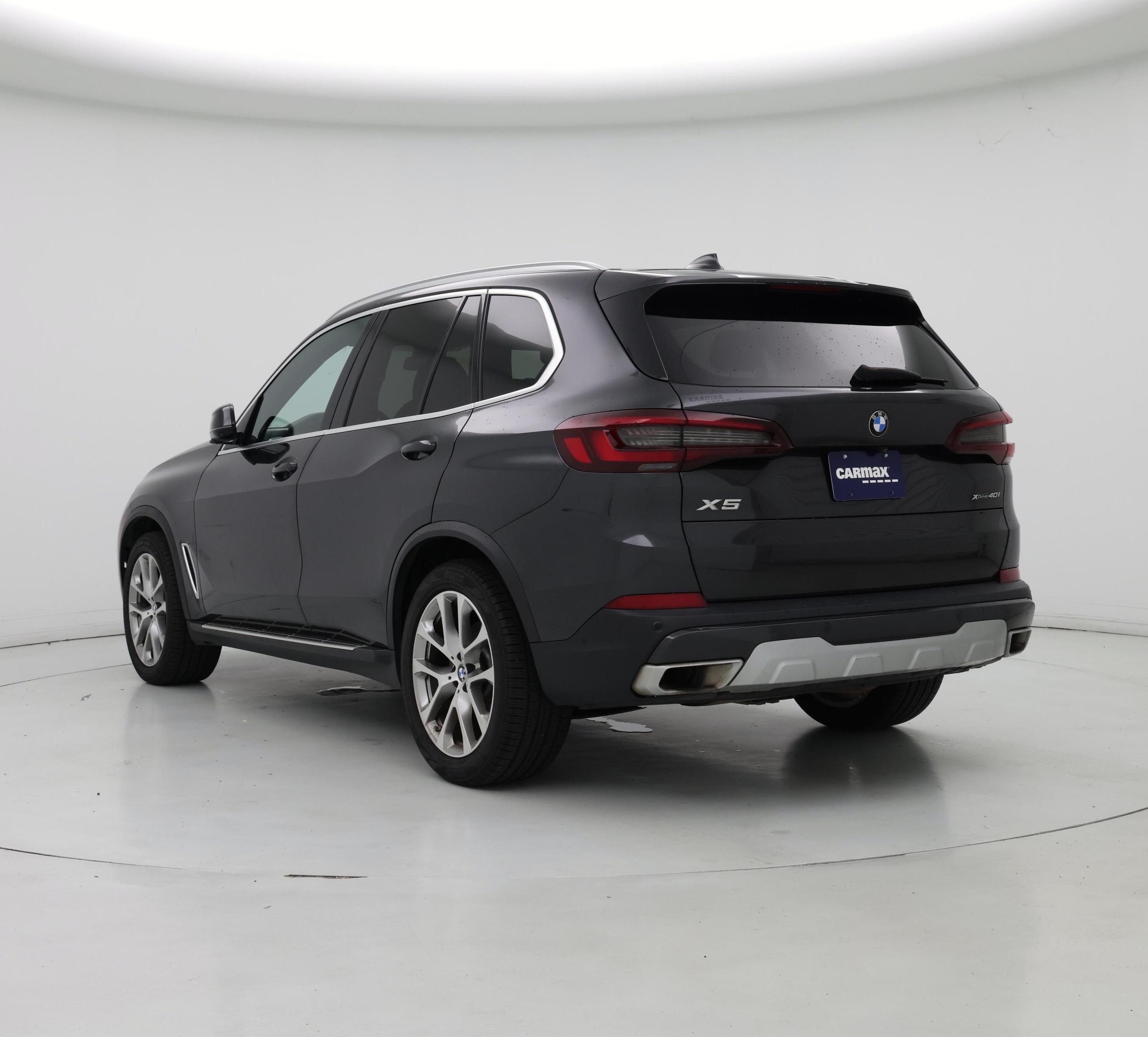 Thumbnail: 2023 BMW X5 - 2