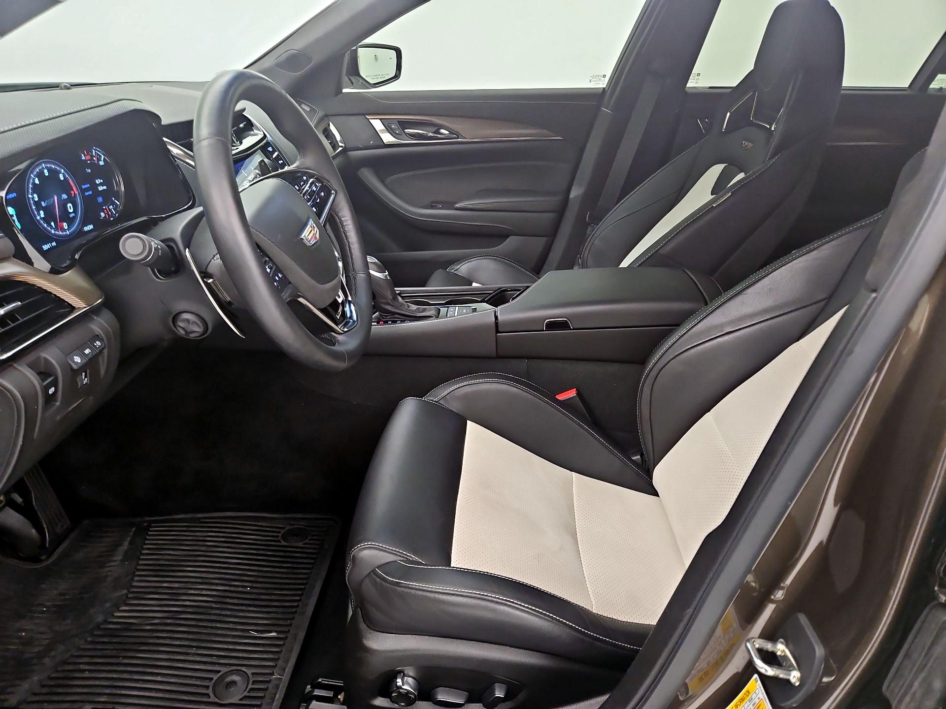 Thumbnail: 2019 Cadillac CTS - 11