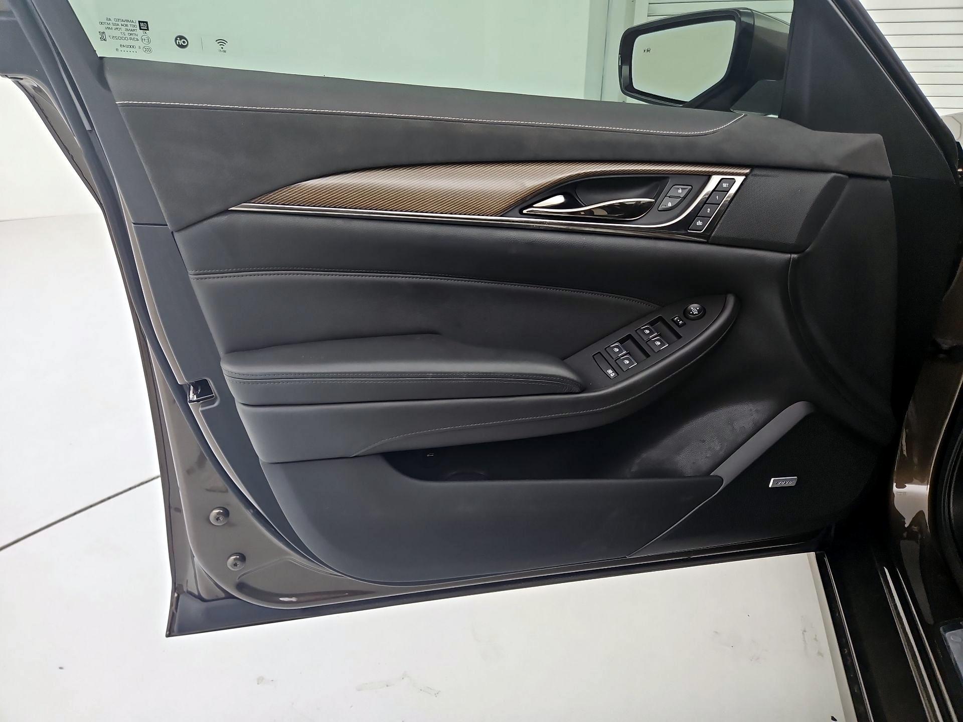 Thumbnail: 2019 Cadillac CTS - 12