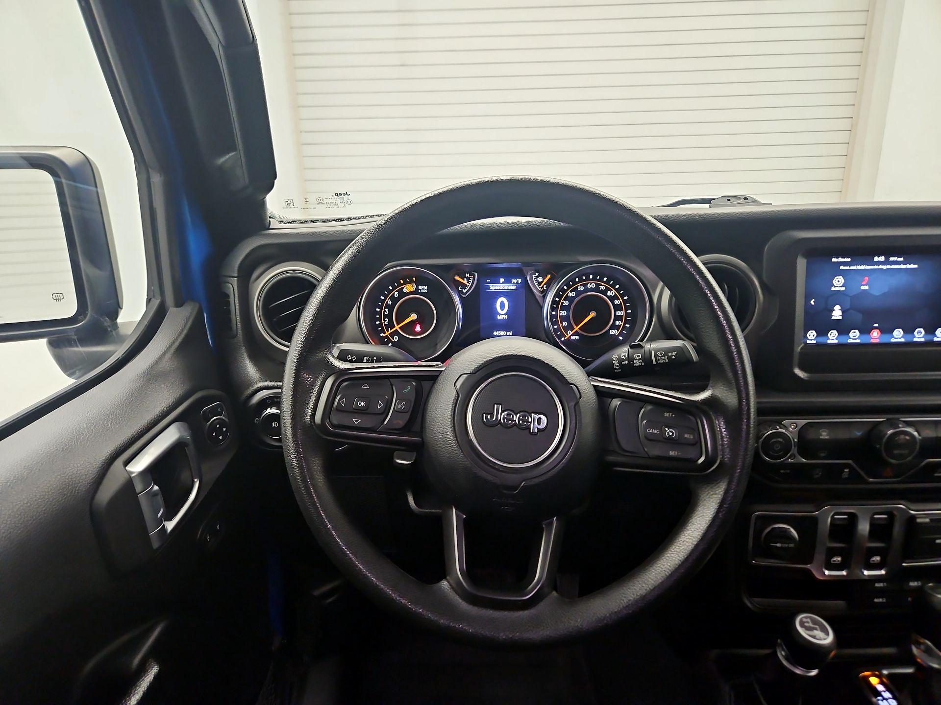 Thumbnail: 2022 Jeep Wrangler - 10