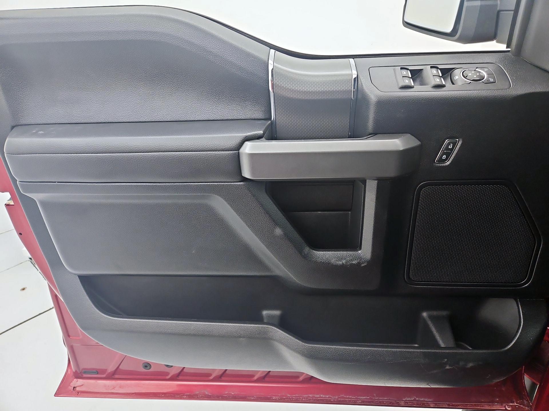 Thumbnail: 2016 Ford F-150 - 12