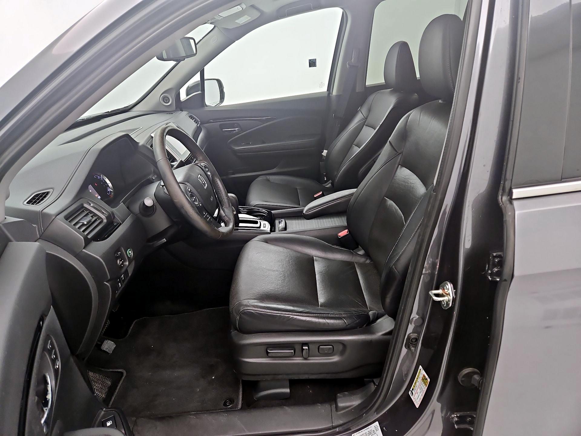 Thumbnail: 2019 Honda Ridgeline - 11