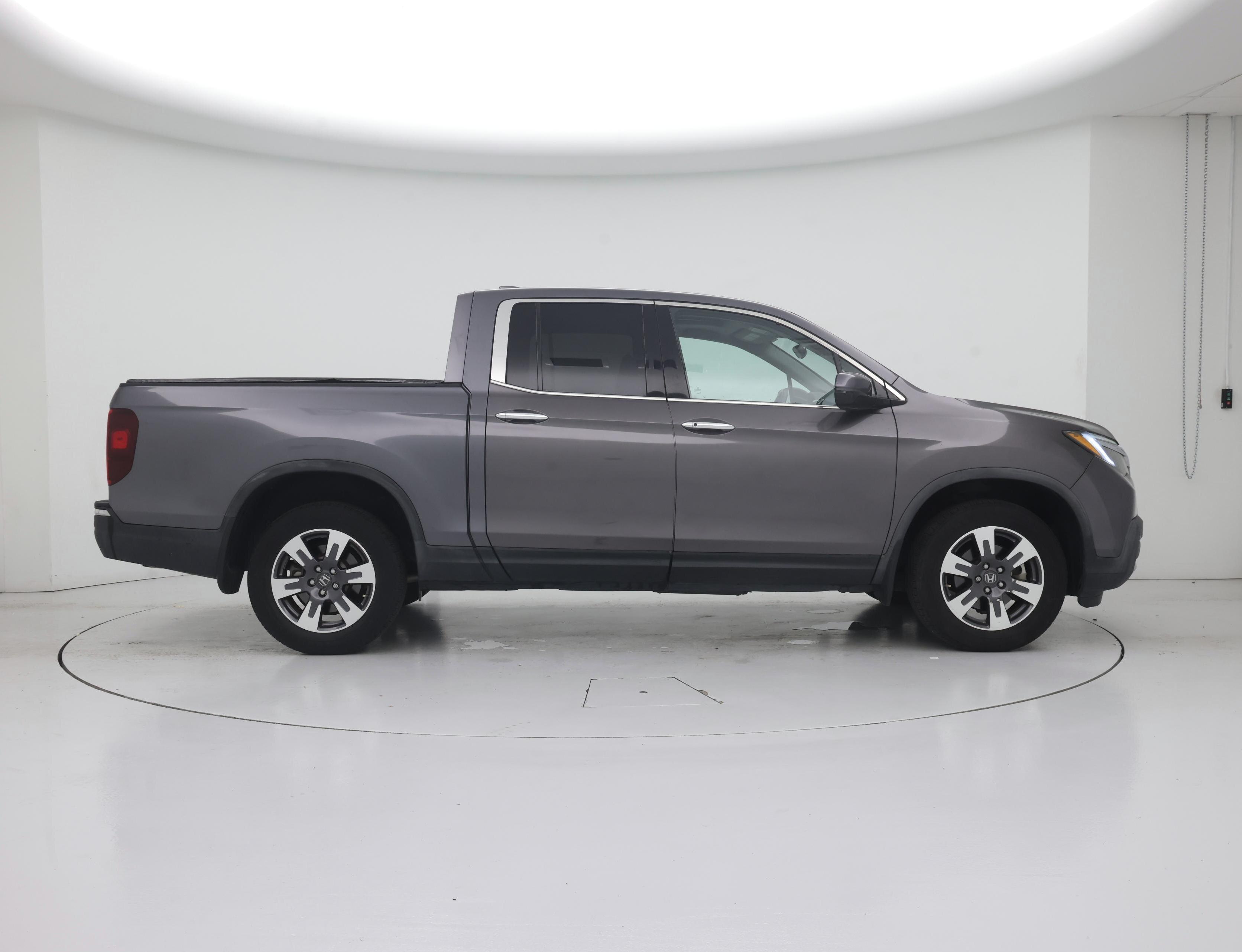 Thumbnail: 2019 Honda Ridgeline - 7