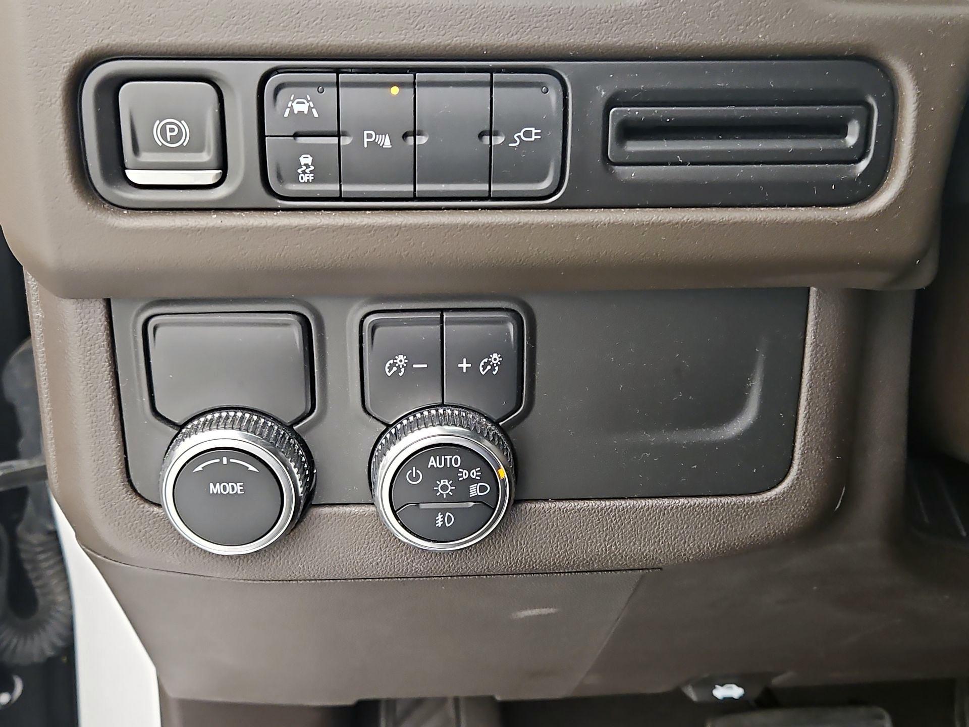 Thumbnail: 2021 GMC Yukon - 13