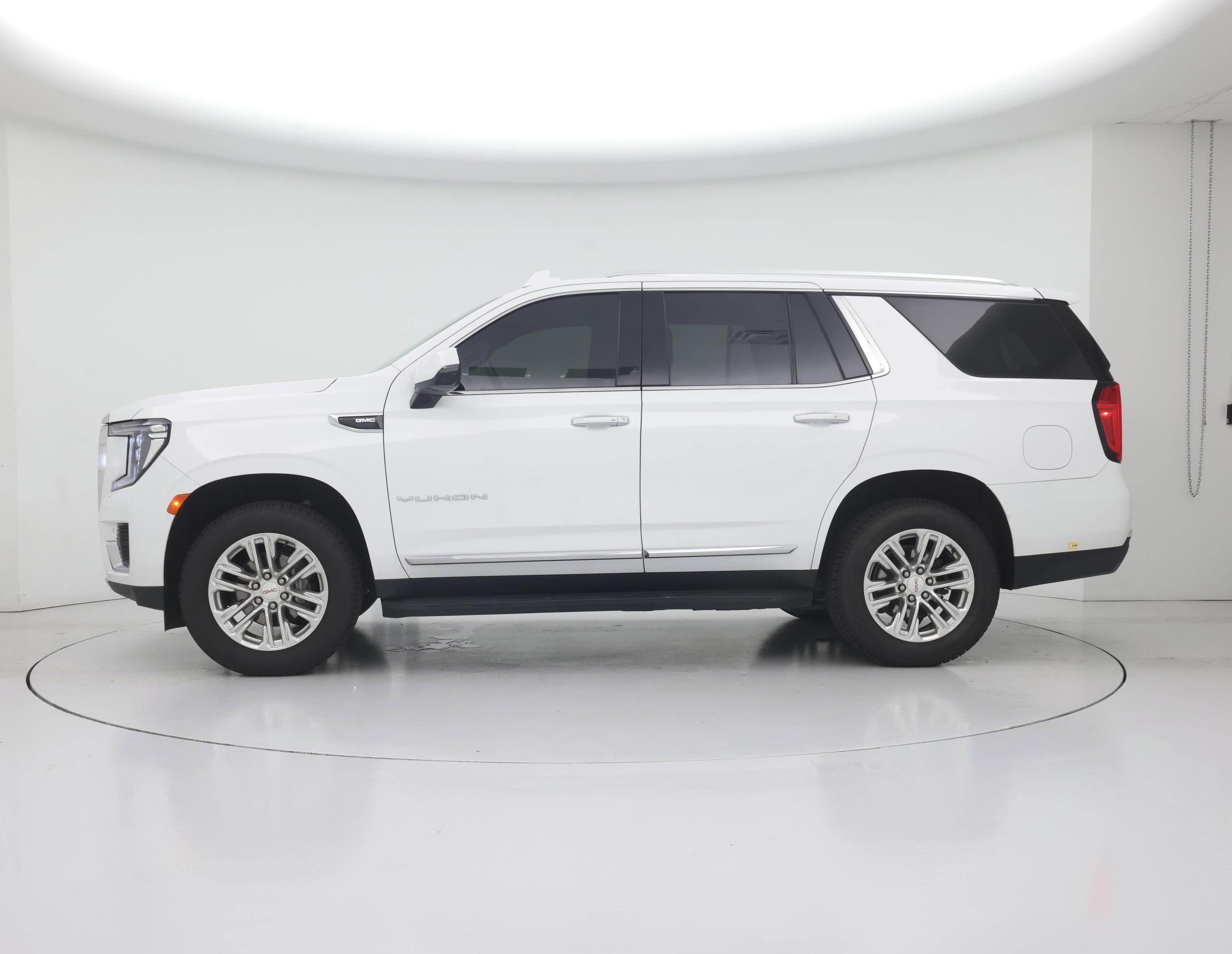 Thumbnail: 2021 GMC Yukon - 3