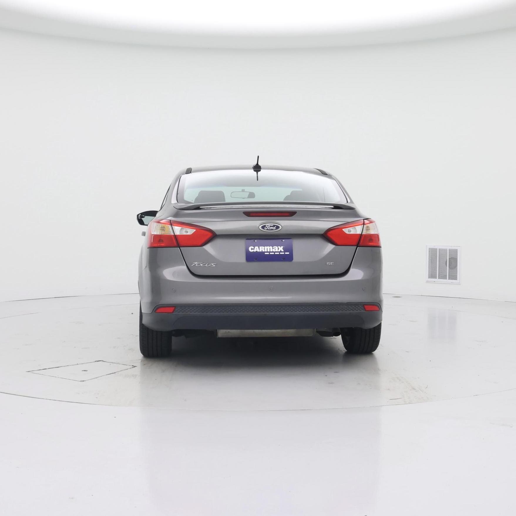 Thumbnail: 2014 Ford Focus - 6