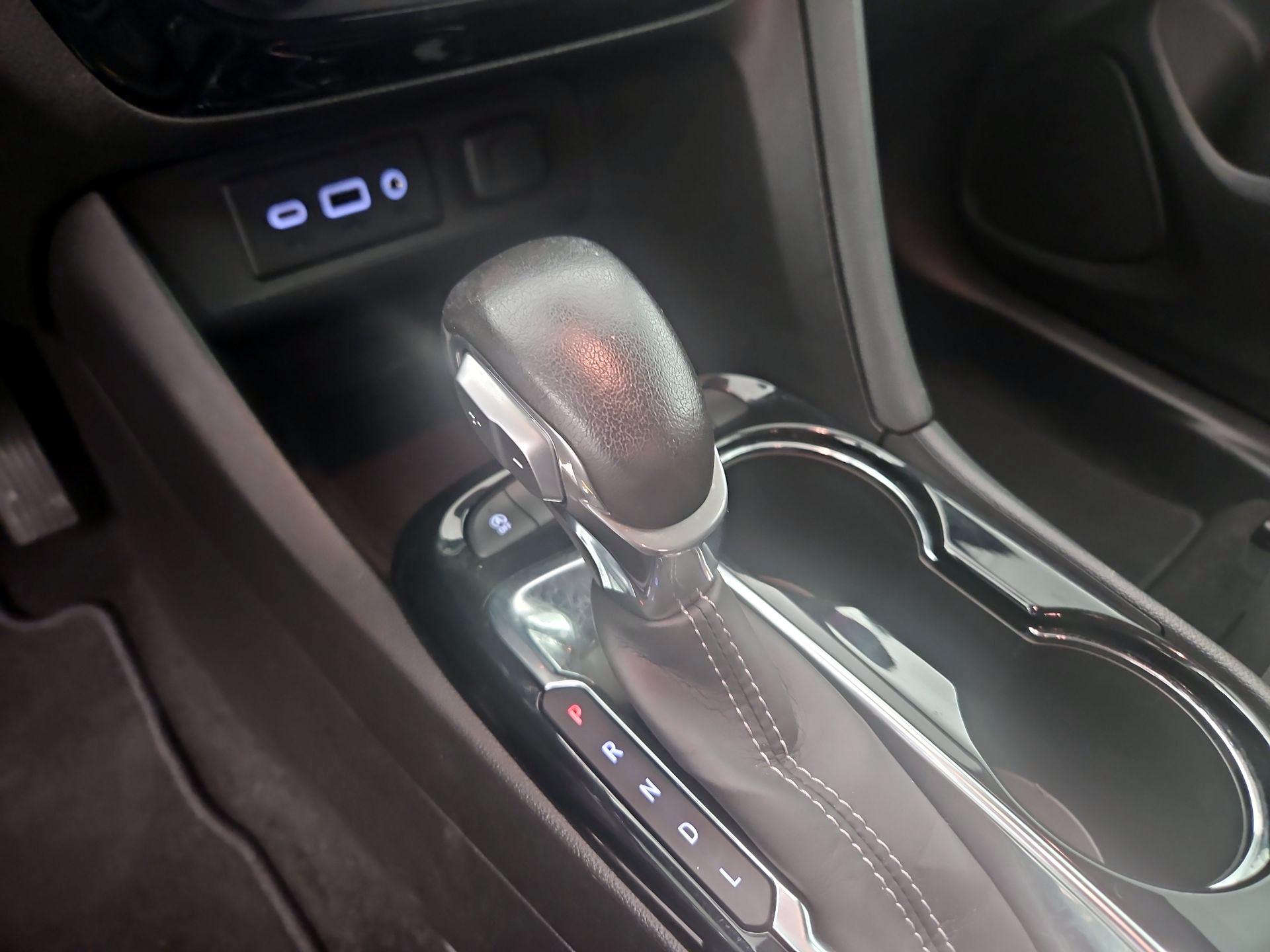 Thumbnail: 2022 Buick Encore GX - 15