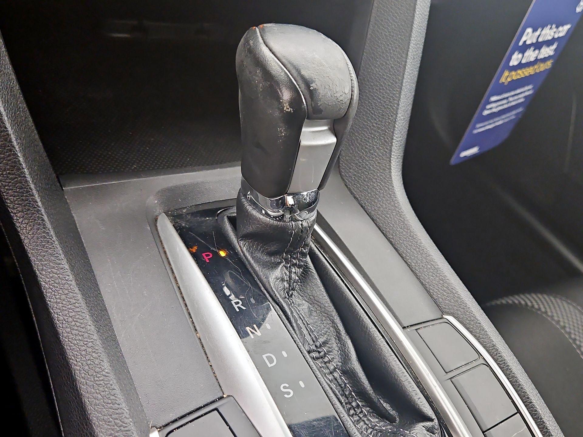 Thumbnail: 2019 Honda Civic - 17