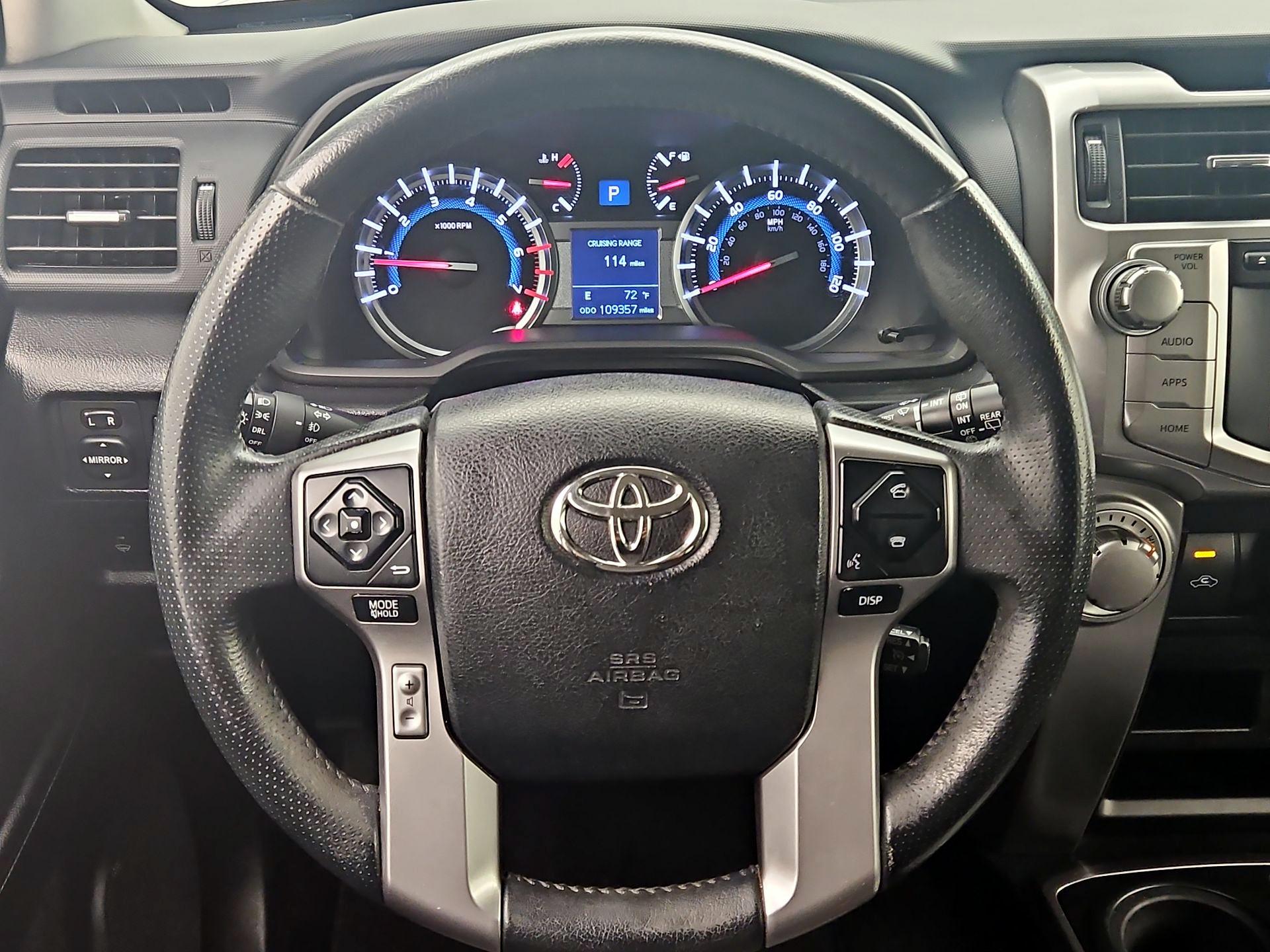 Thumbnail: 2016 Toyota 4Runner - 10