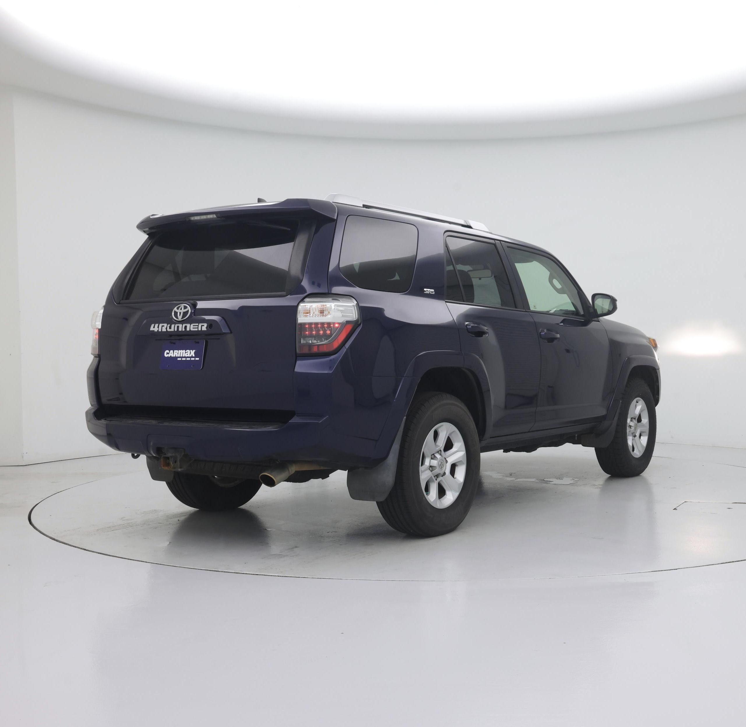 Thumbnail: 2016 Toyota 4Runner - 8