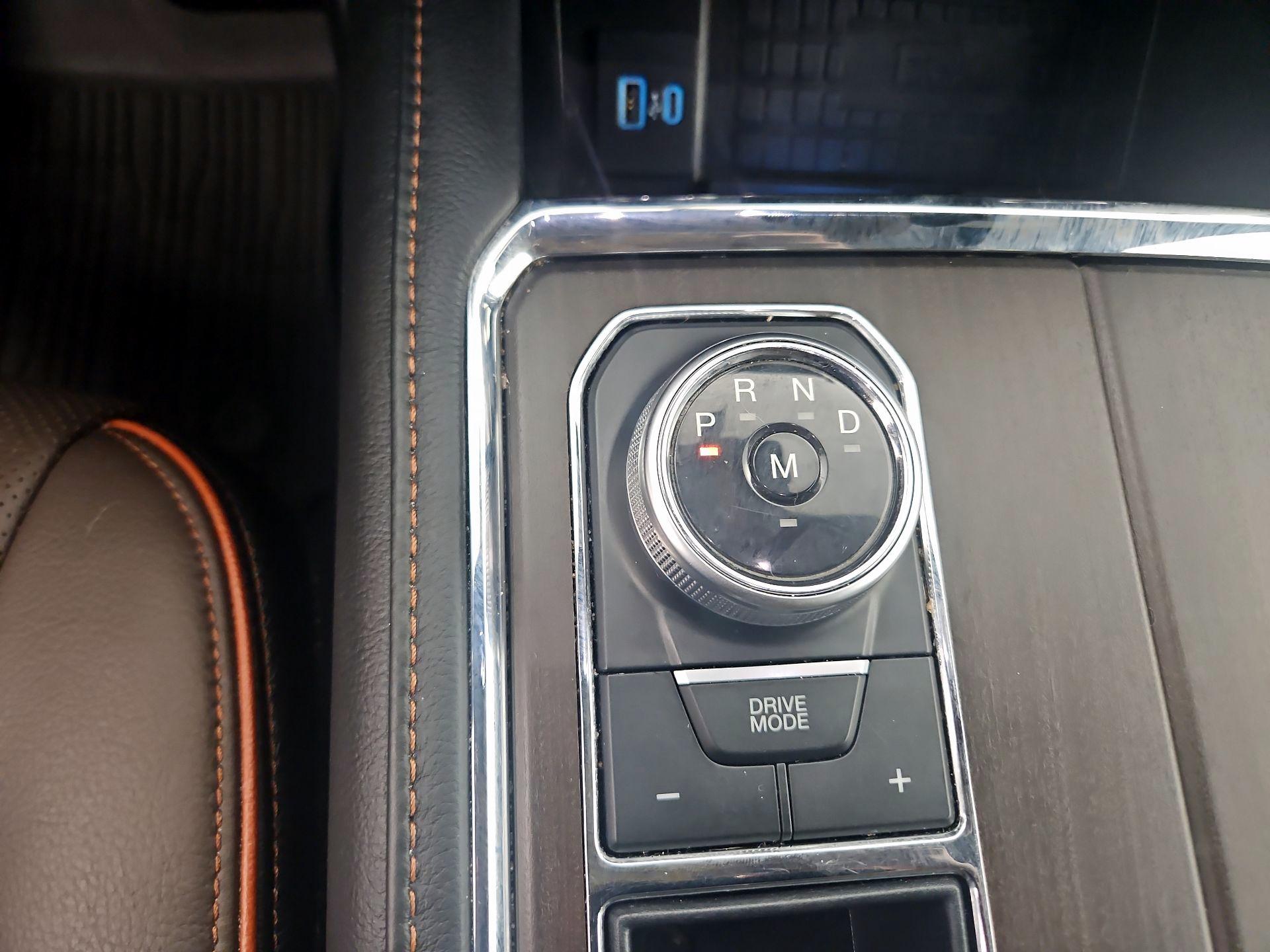 Thumbnail: 2020 Ford Expedition - 18