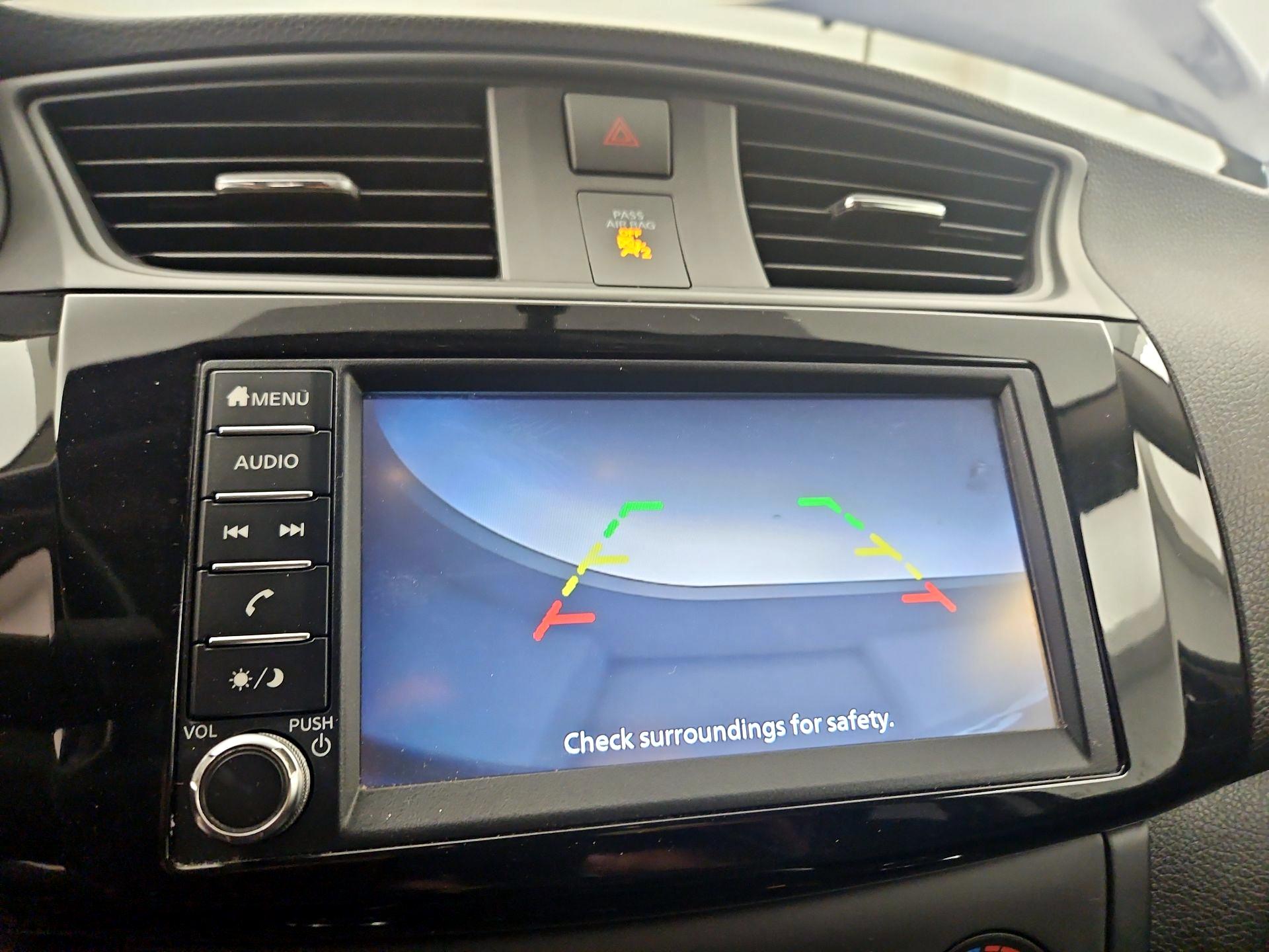 Thumbnail: 2019 Nissan Sentra - 13