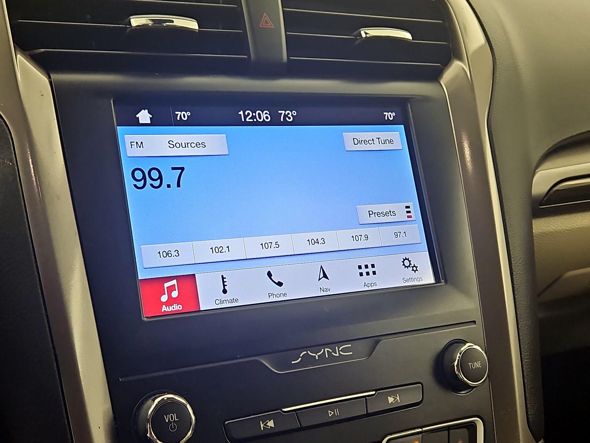 Thumbnail: 2019 Ford Fusion - 16
