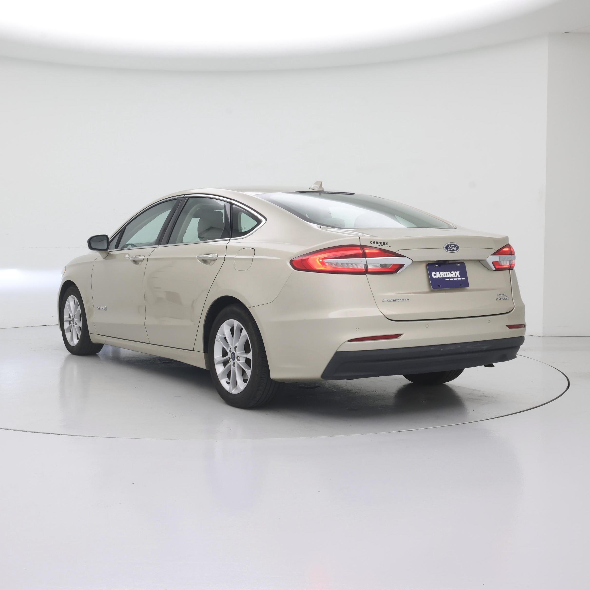 Thumbnail: 2019 Ford Fusion - 2