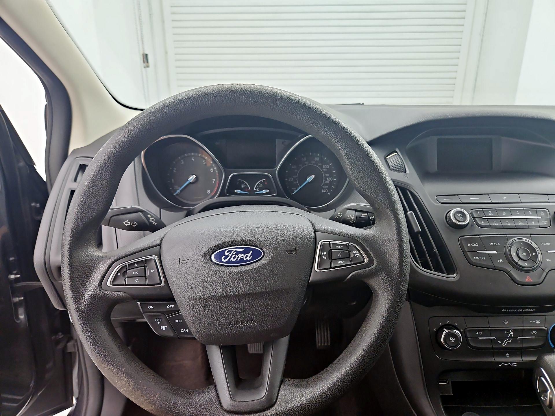 Thumbnail: 2018 Ford Focus - 10
