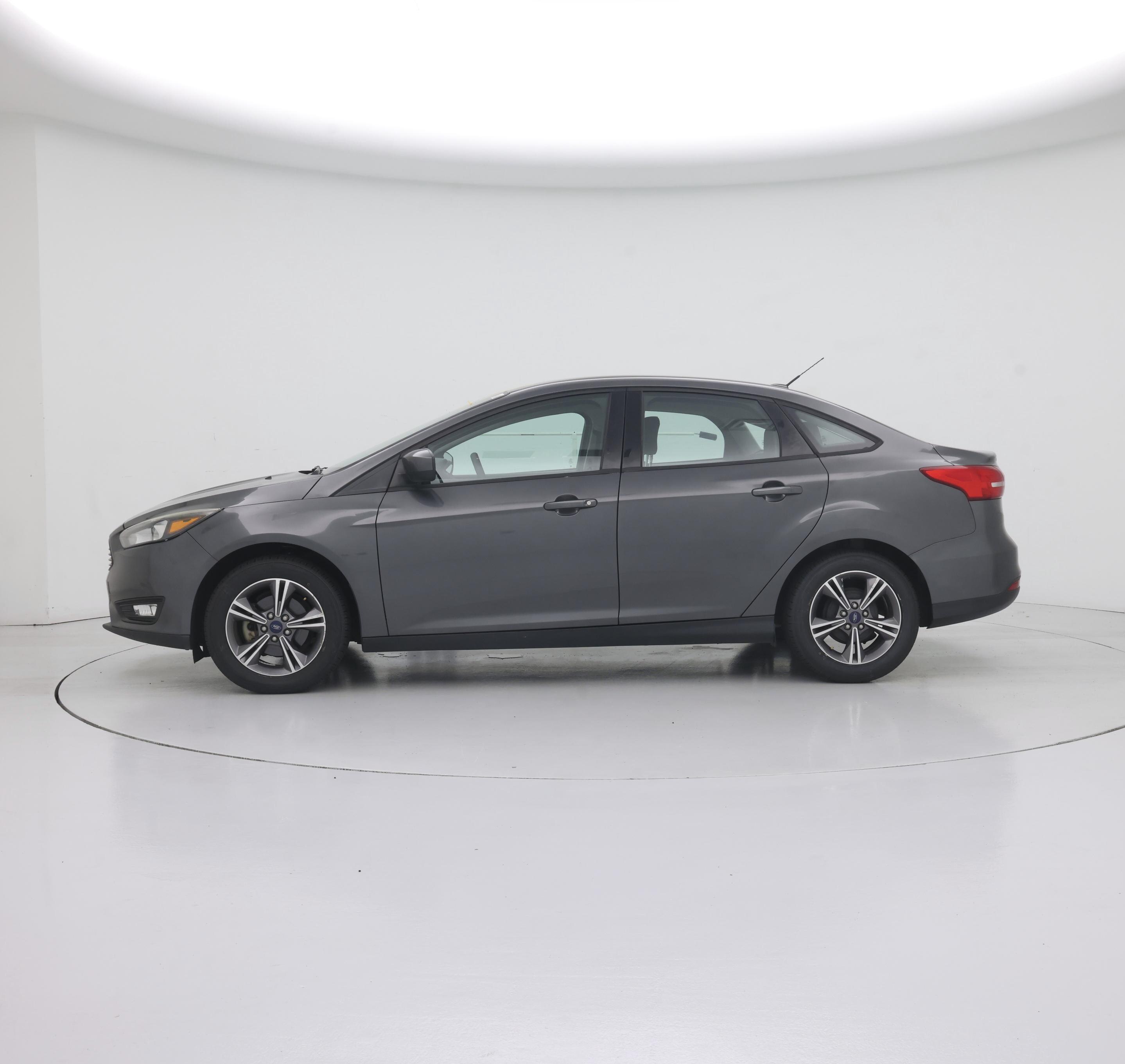 Thumbnail: 2018 Ford Focus - 3