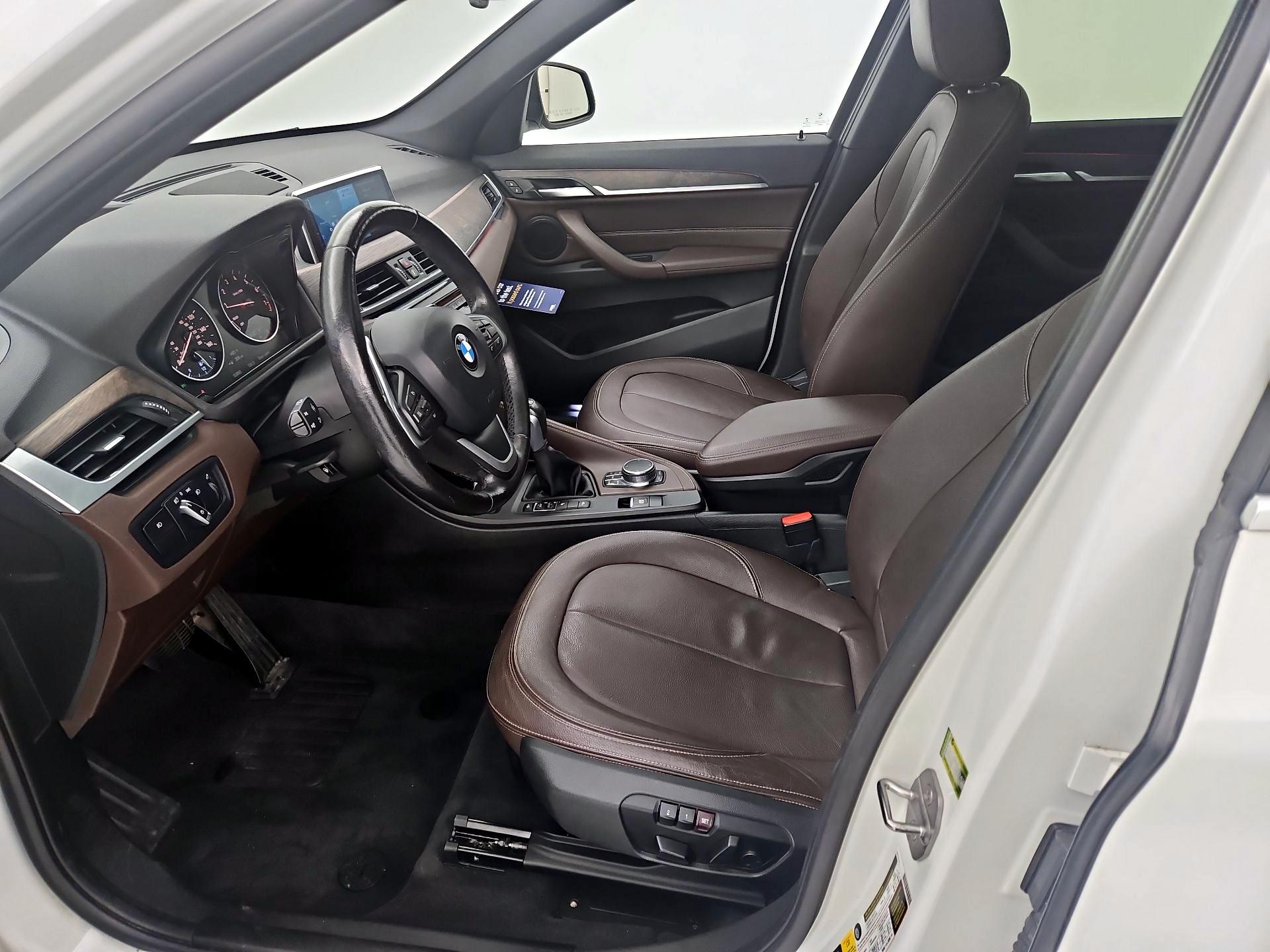 Thumbnail: 2017 BMW X1 - 11