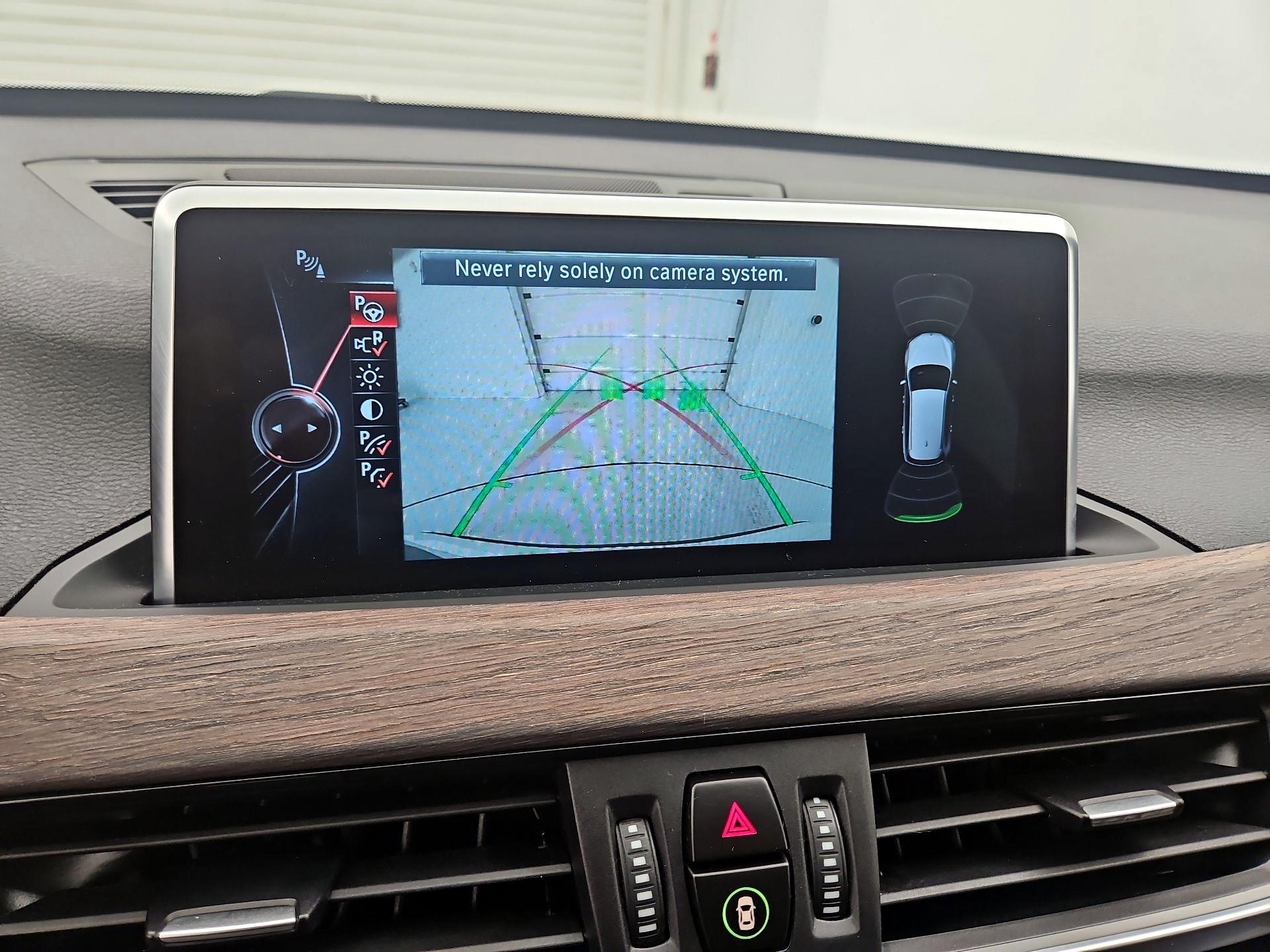 Thumbnail: 2017 BMW X1 - 15