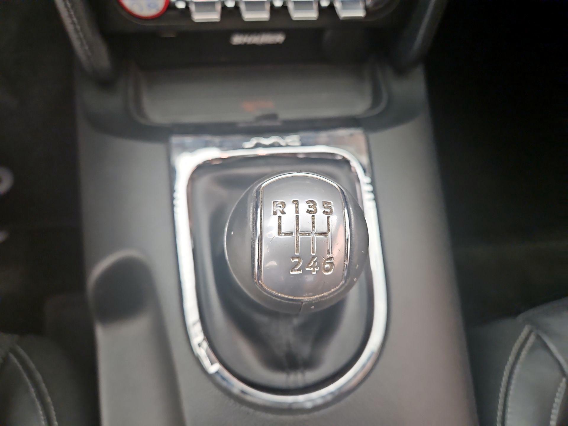 Thumbnail: 2016 Ford Mustang - 17