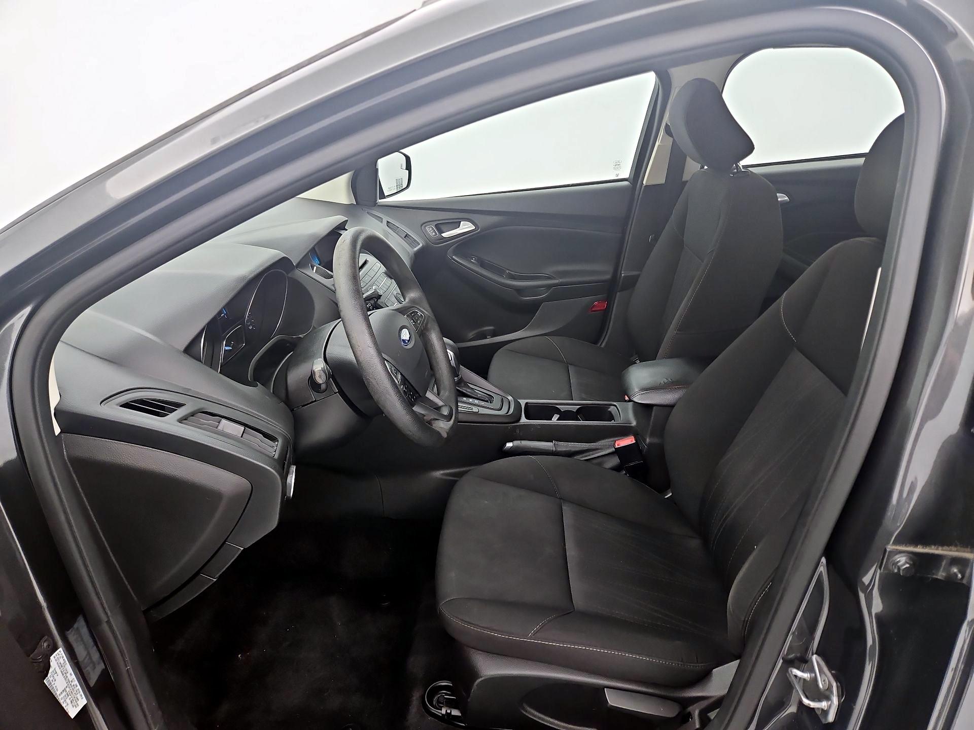 Thumbnail: 2017 Ford Focus - 11
