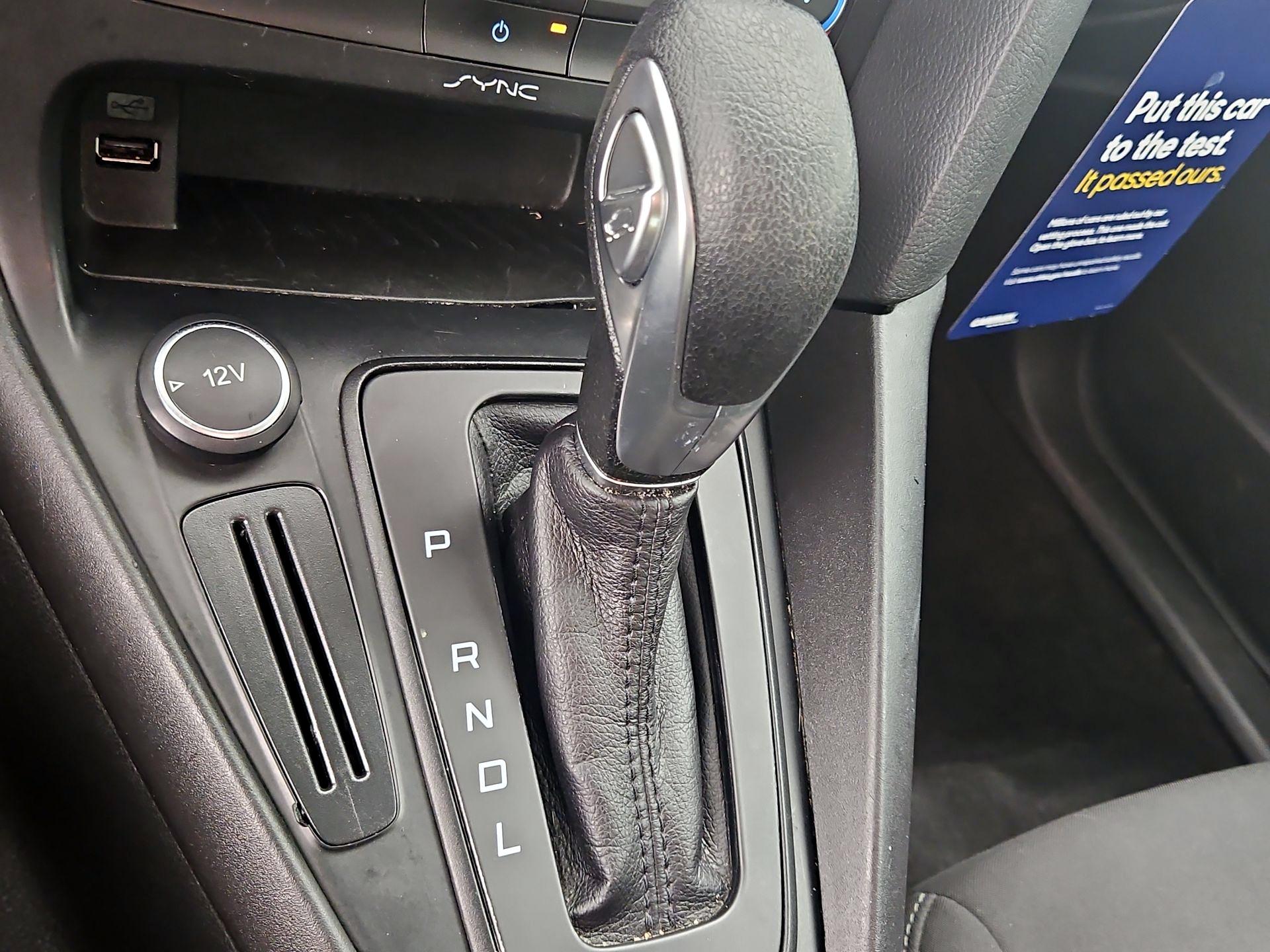 Thumbnail: 2017 Ford Focus - 17